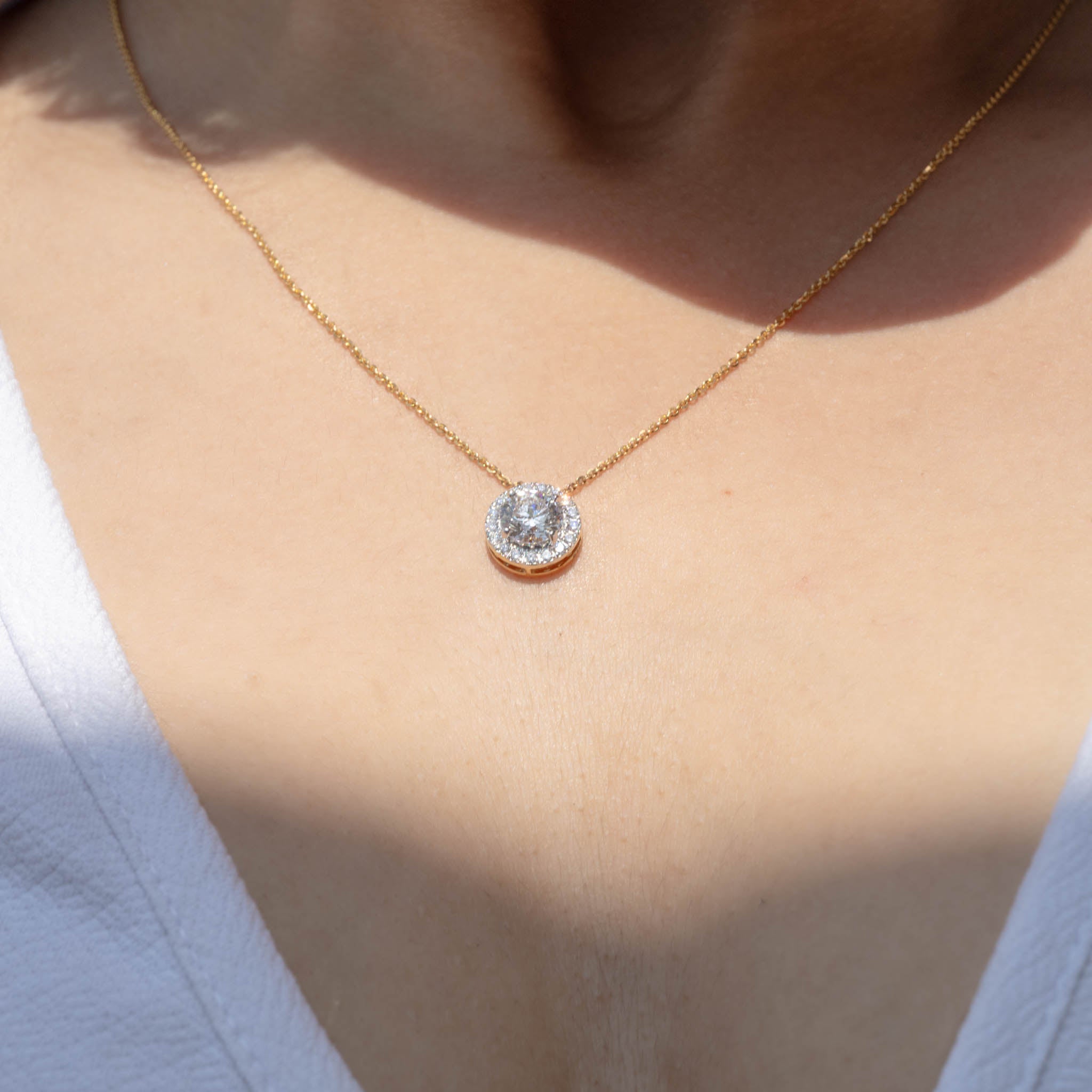 1.30 Carat Solitaire Pendant Chain