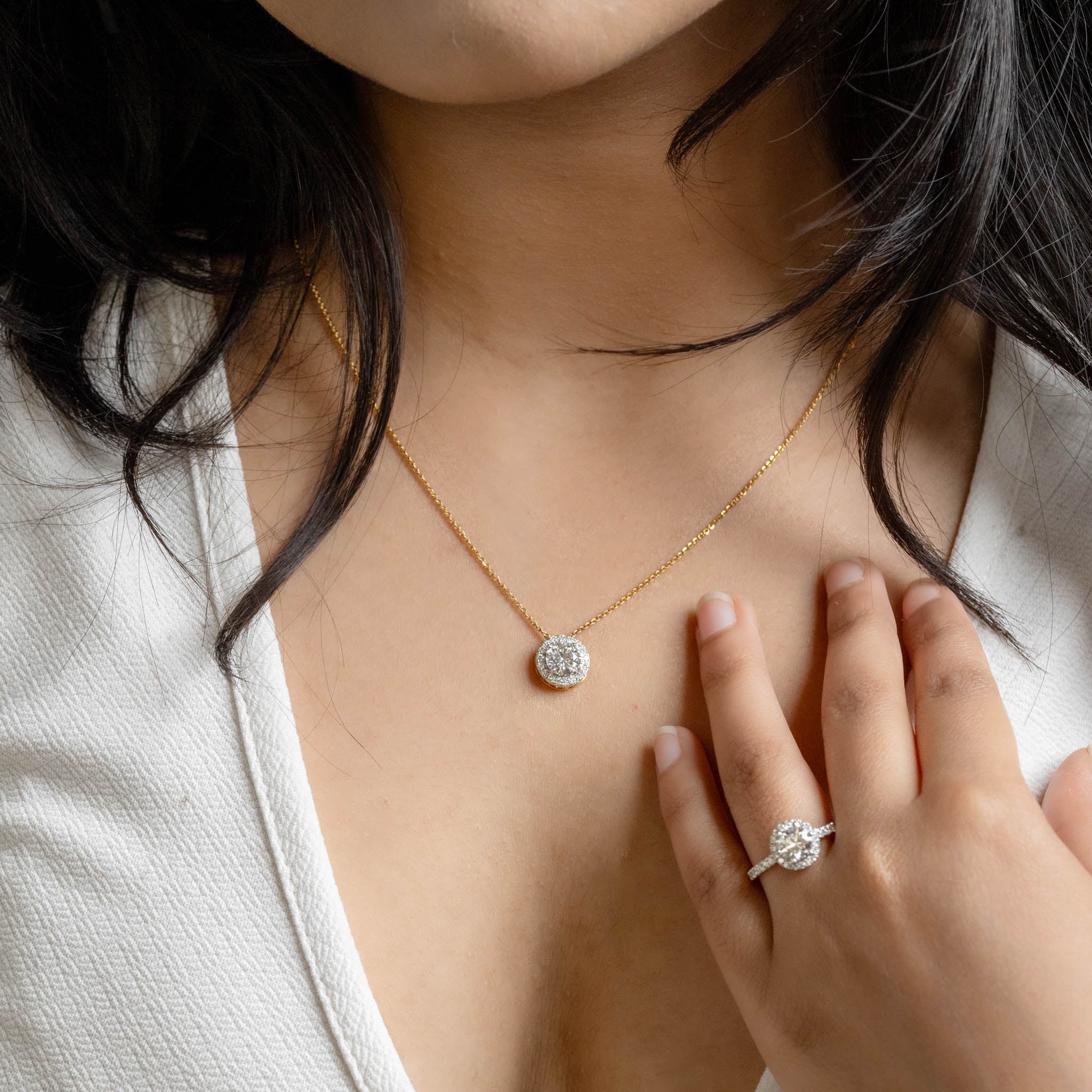 1.30 Carat Solitaire Pendant Chain