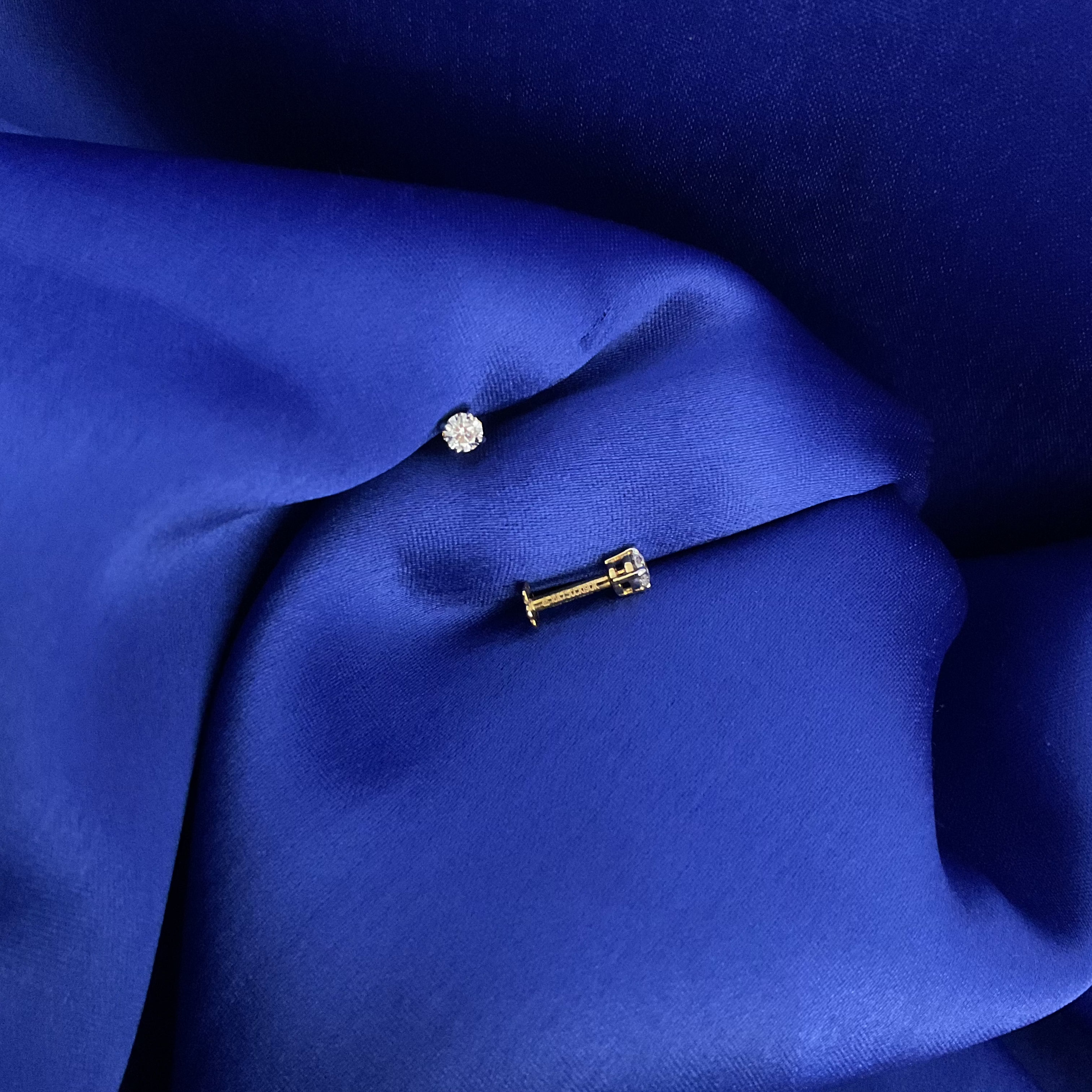 15 Cents Solitaire Studs