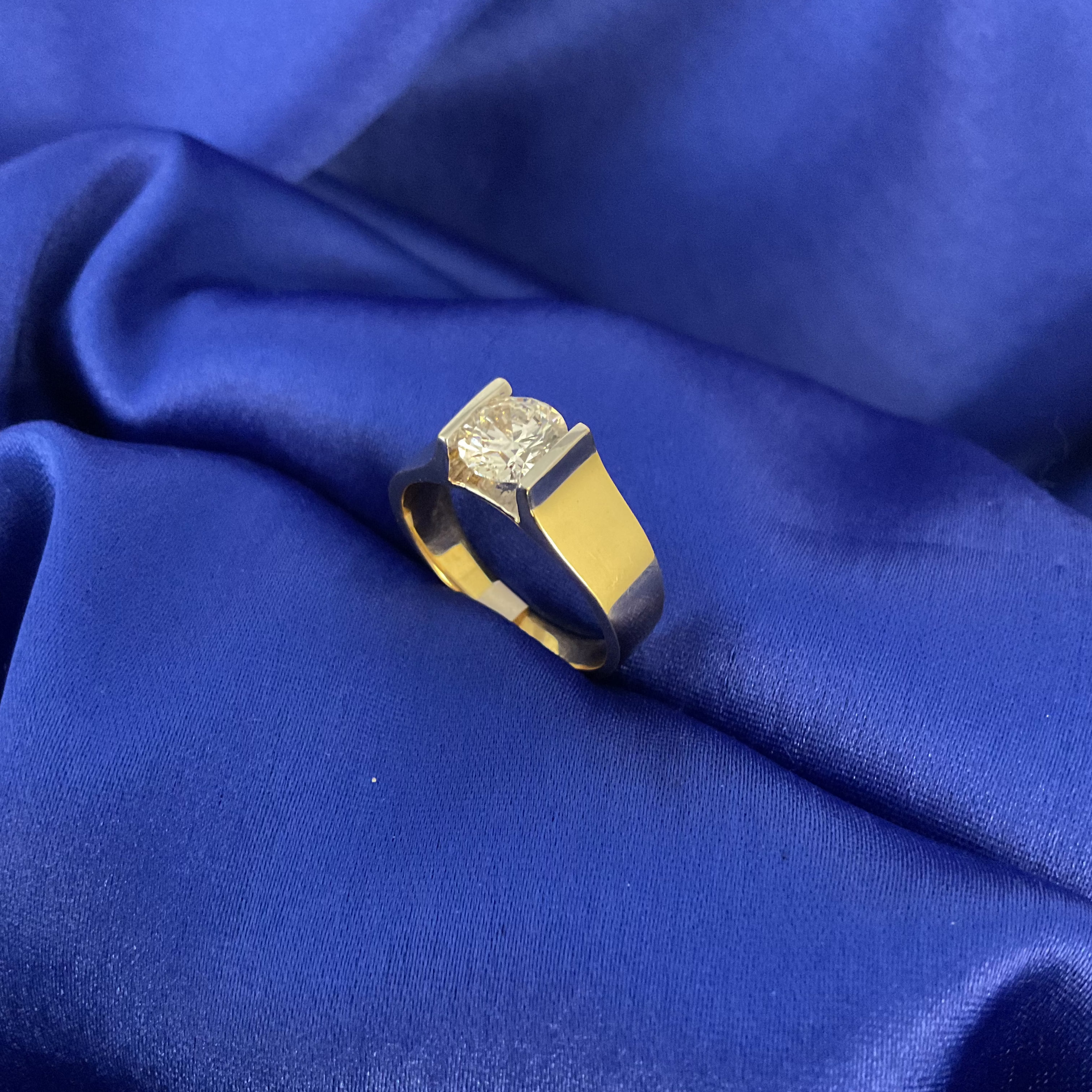 1 Carat Solitaire Men's Ring: Size-12