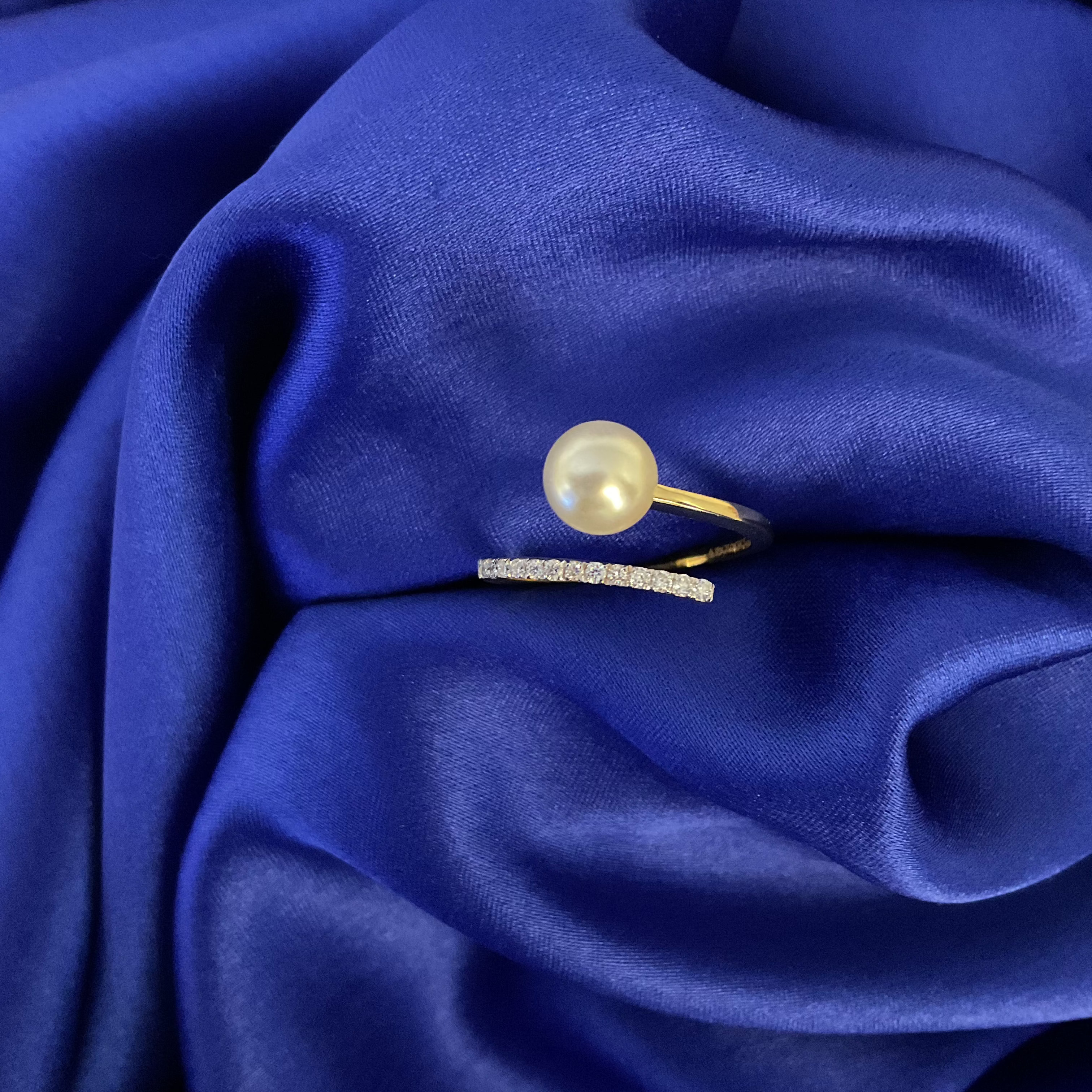1 Pearl Ring: Size-15