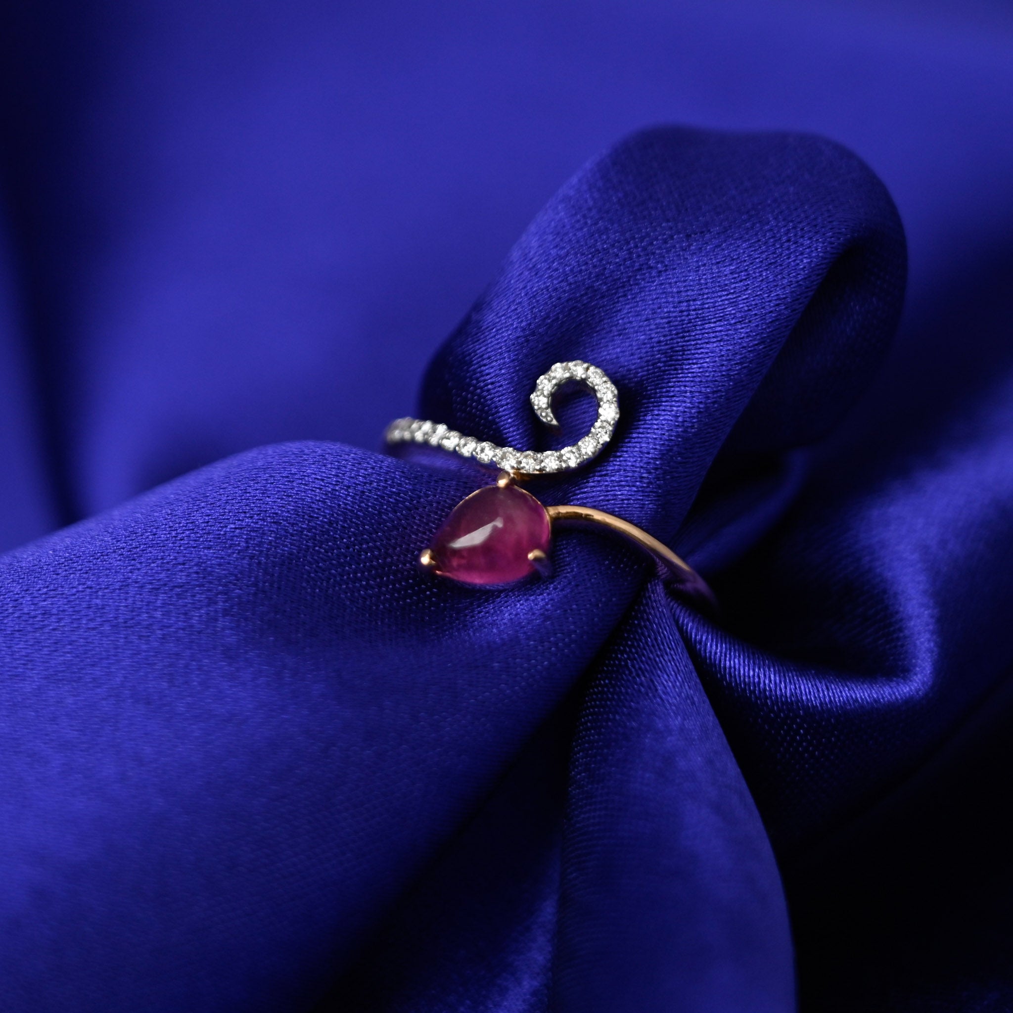 Essentials Red Stone Ring : Size - 13