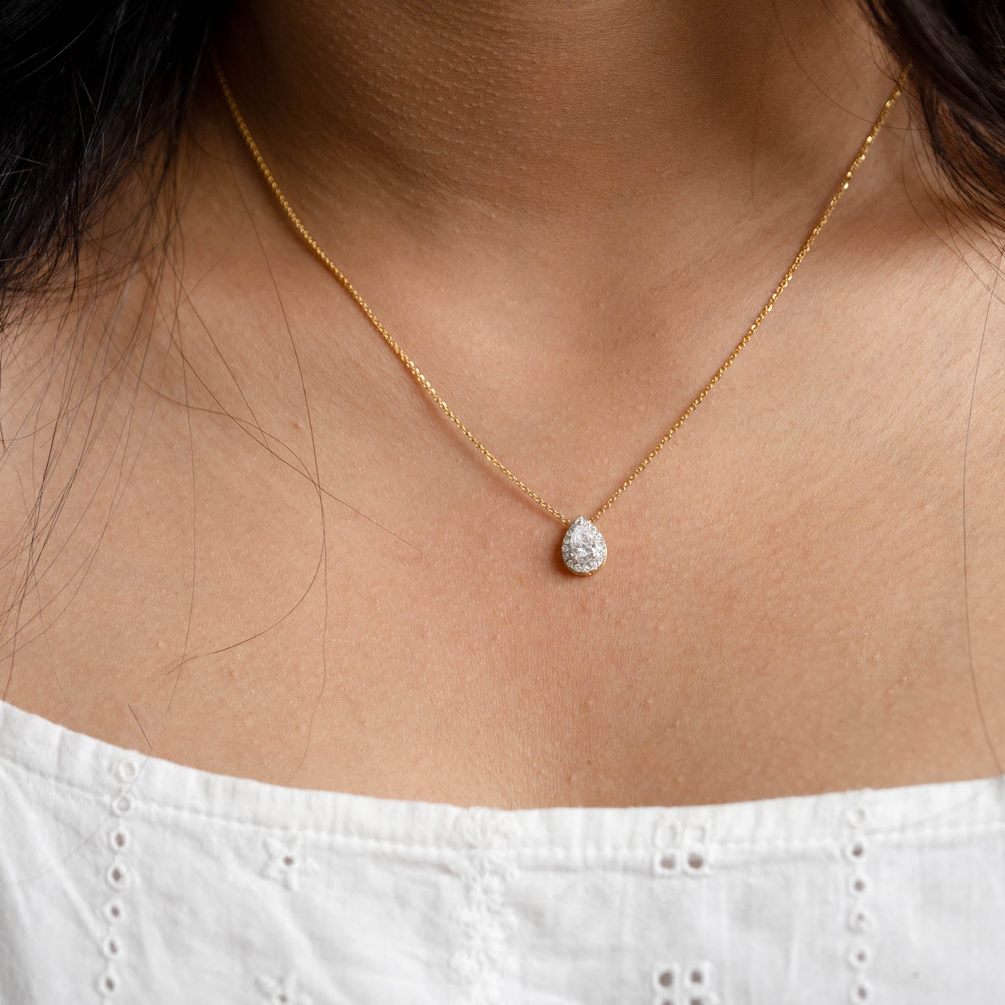 50 Cents Solitaire Drop Pendant Chain