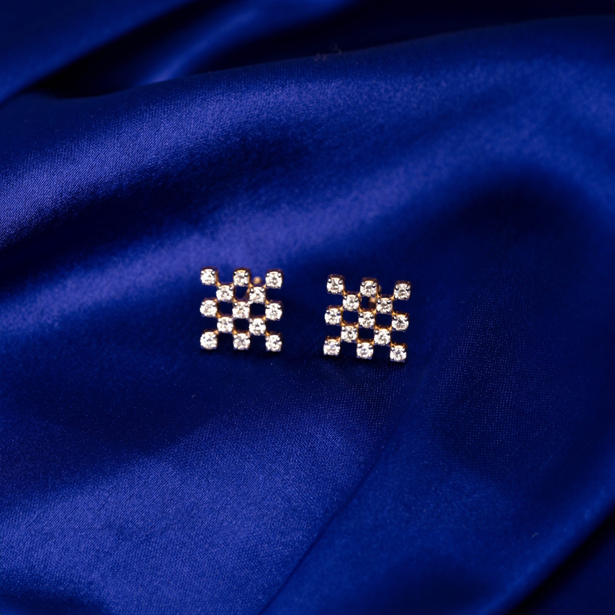 Quasar Quints Studs