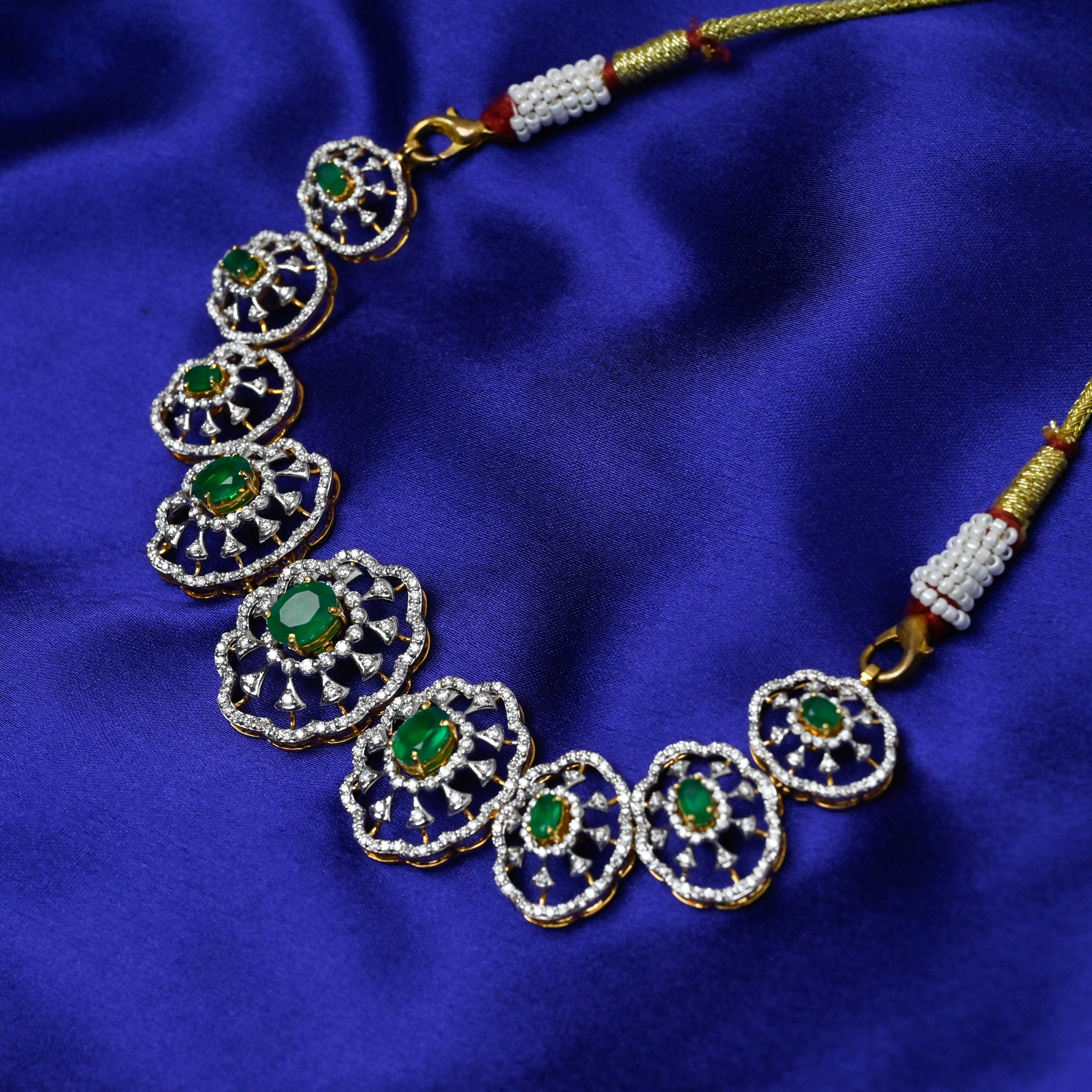 Akanksha - Choker