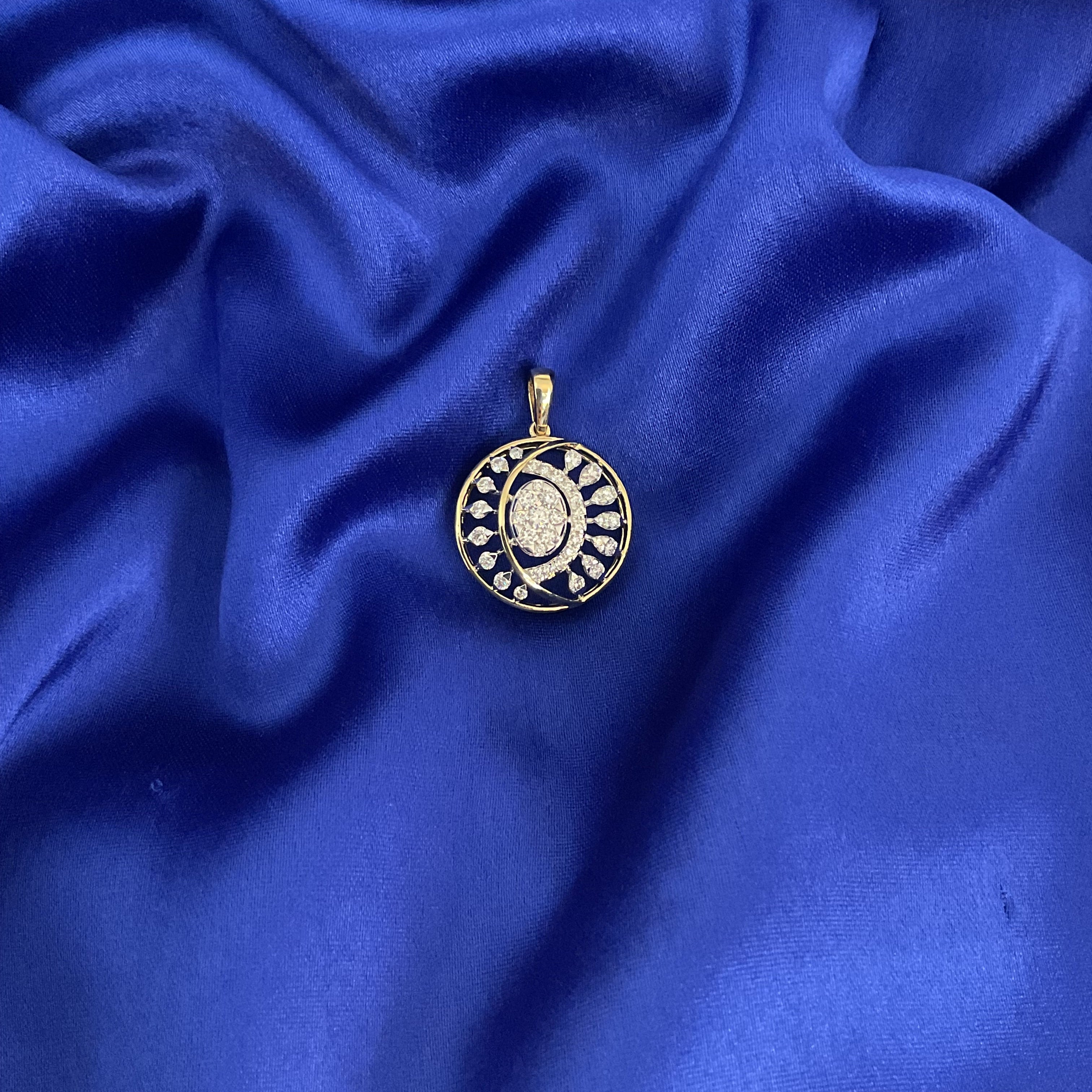 Aurum Vision Pendant