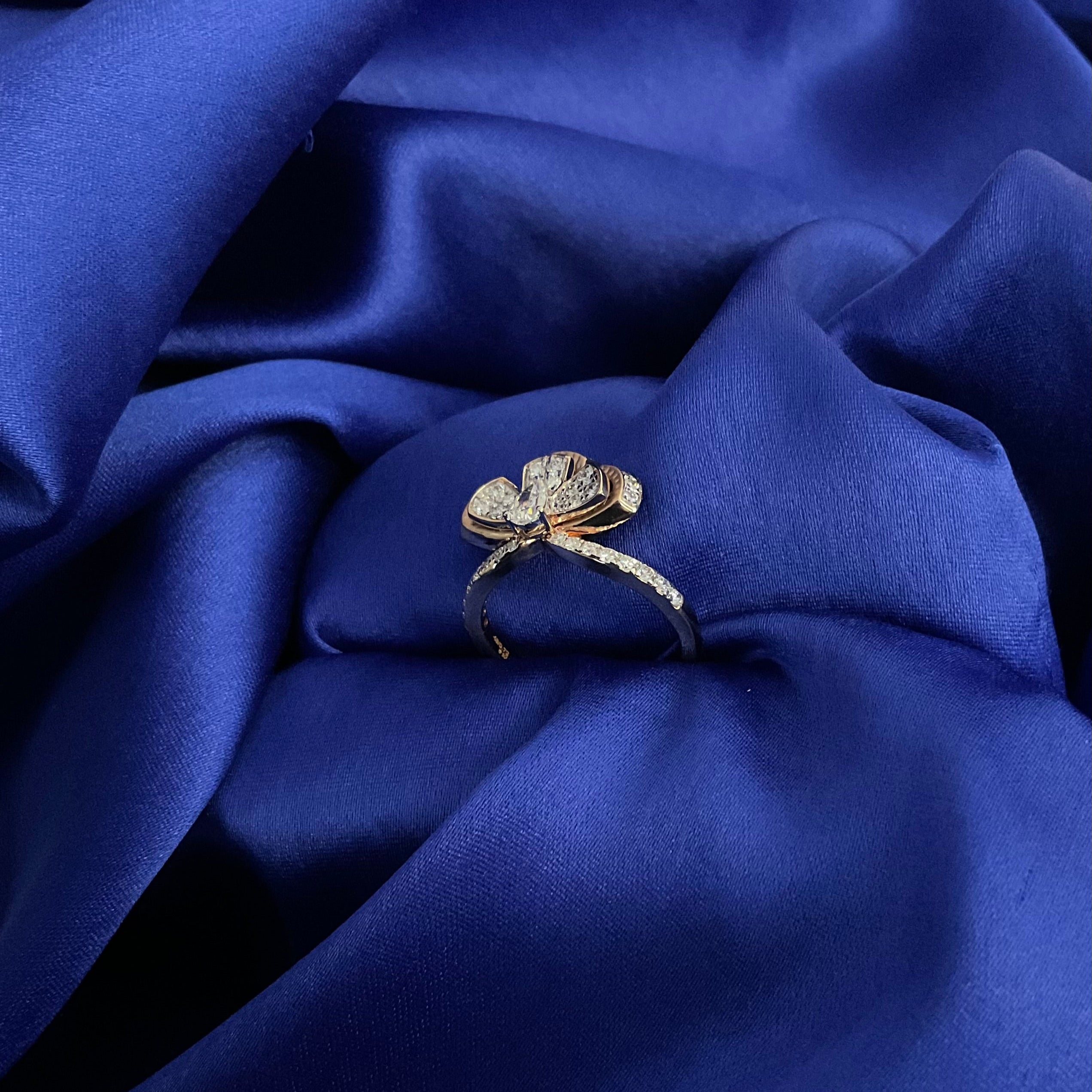 Chandrika Bloom Ring: Size 12