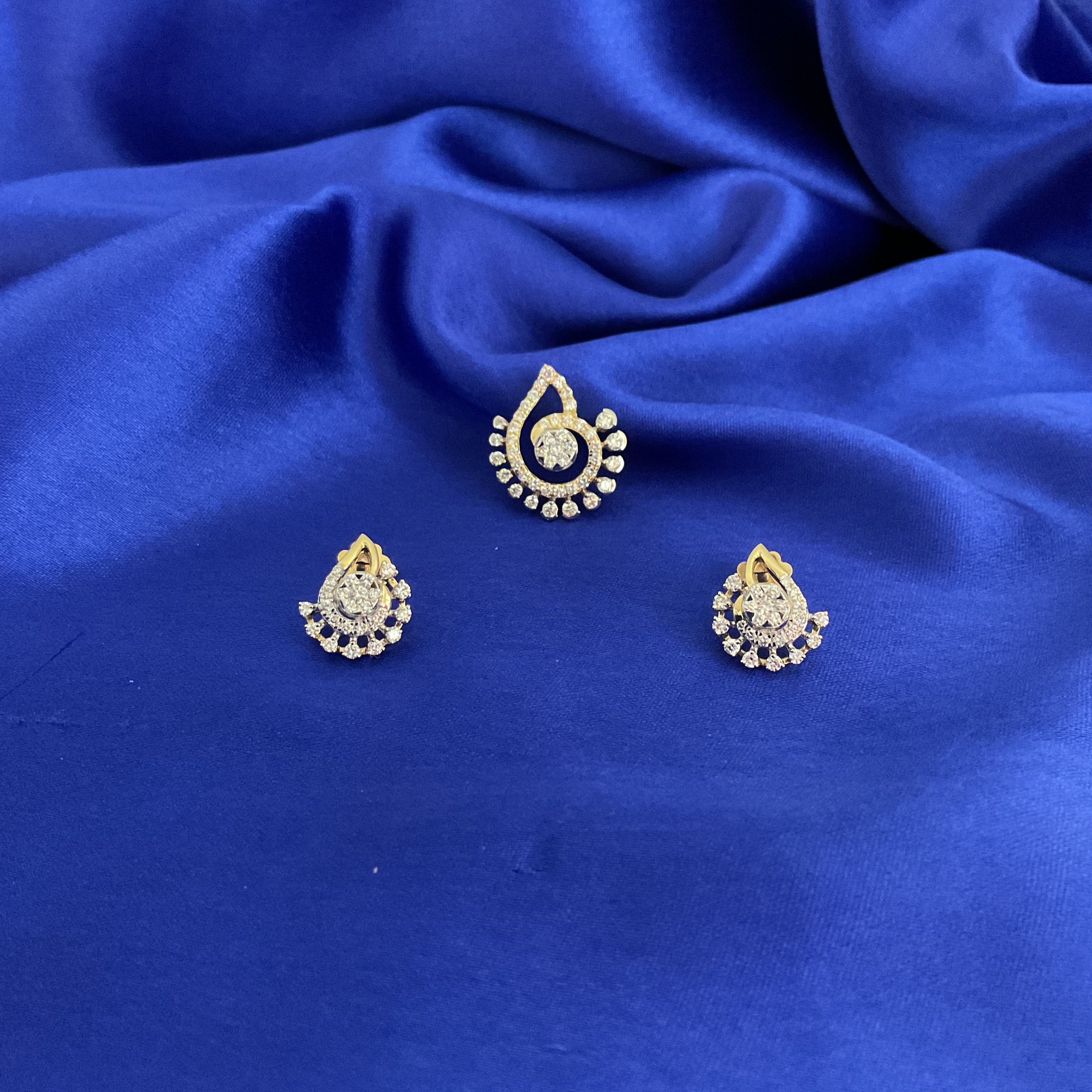 Chank Pendant