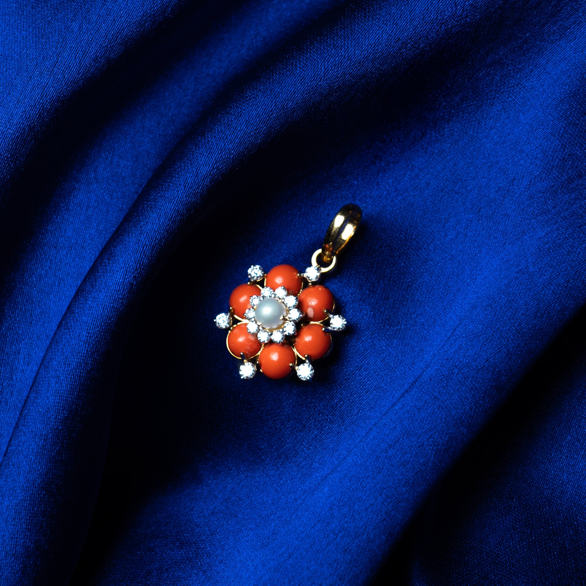 Coral Power - Pendant