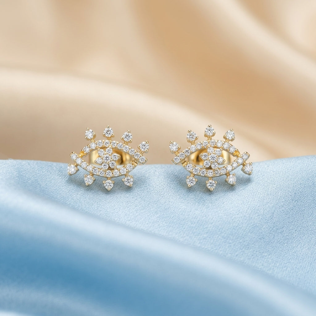 Sparkling Eye Stud