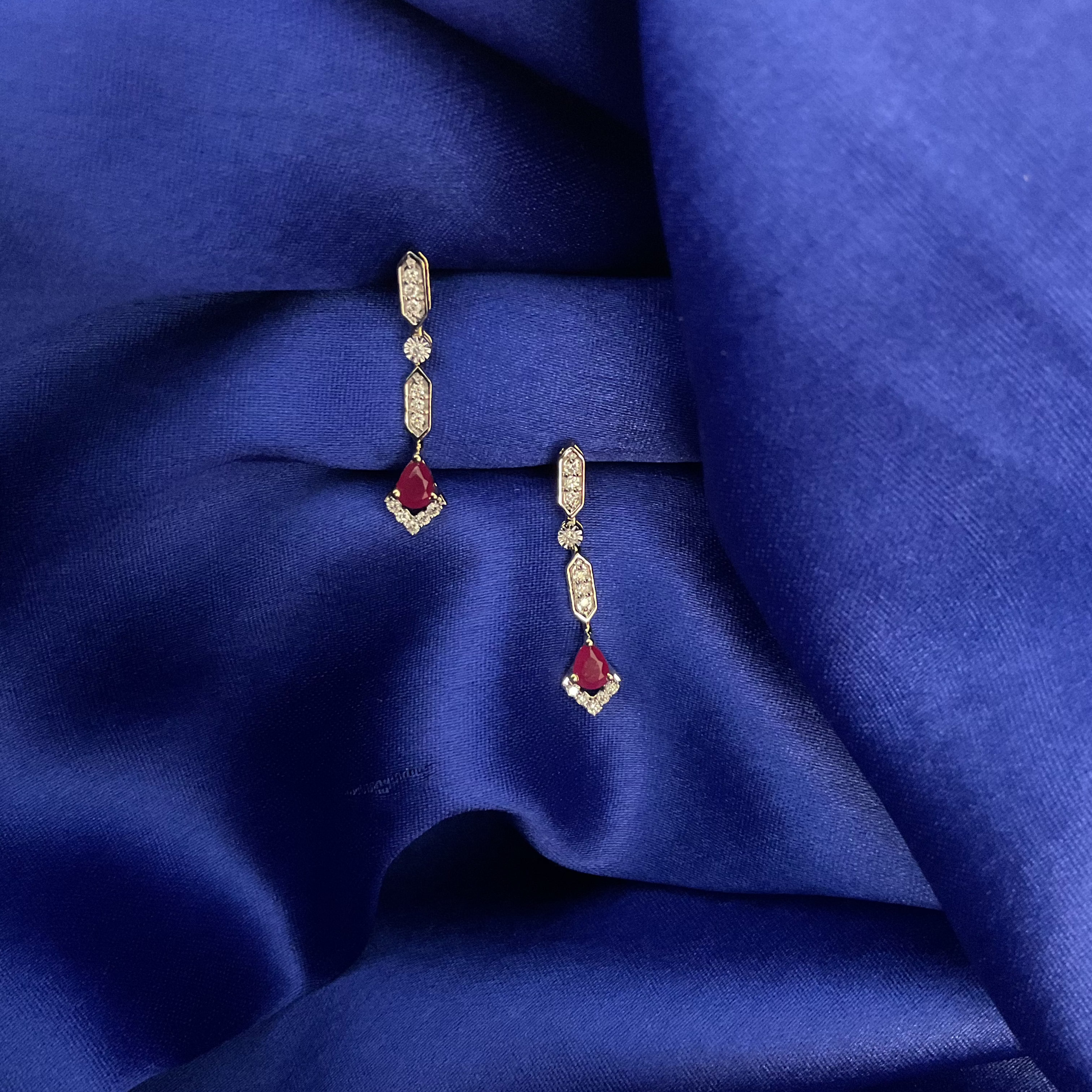Dangling Drop Earrings