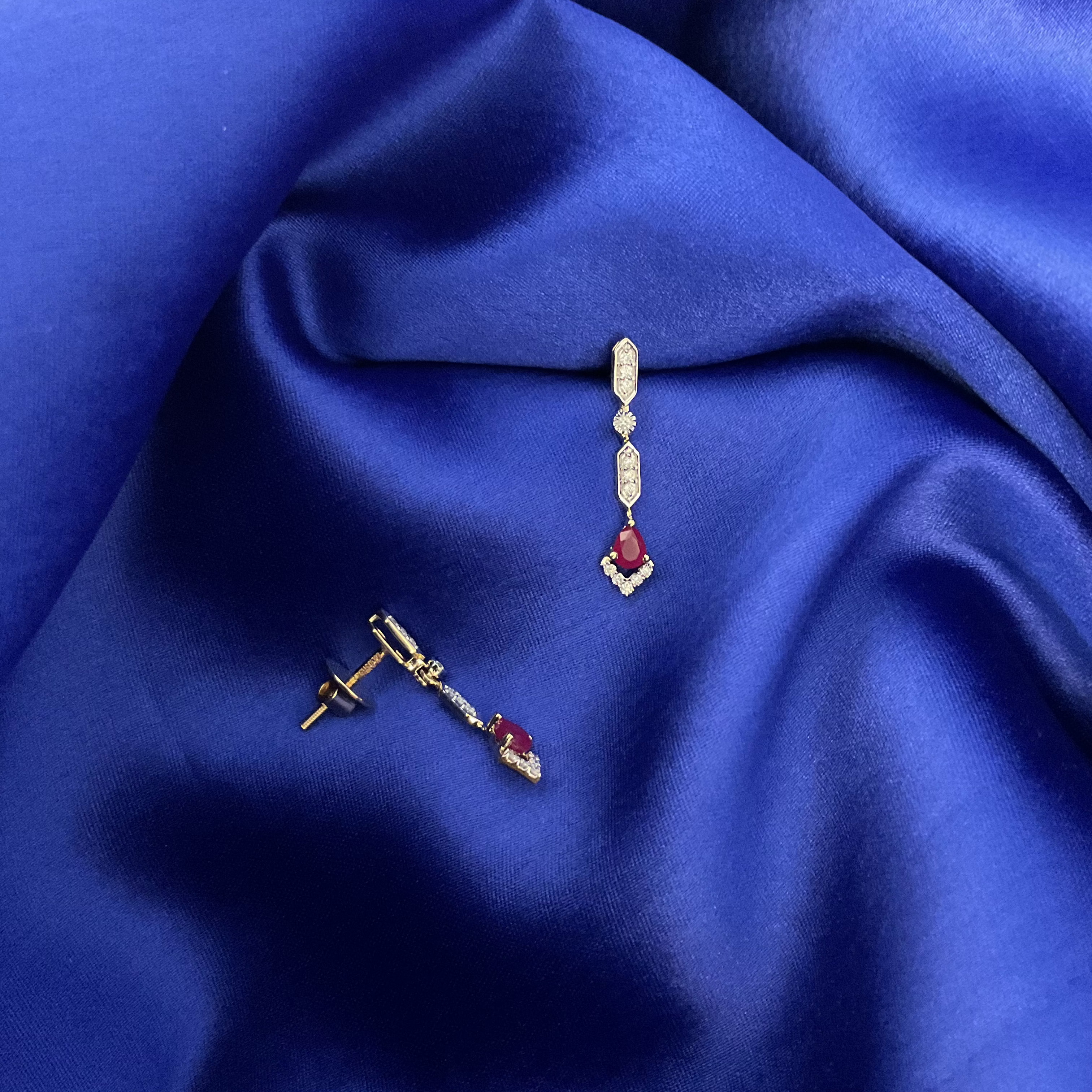 Dangling Drop Earrings