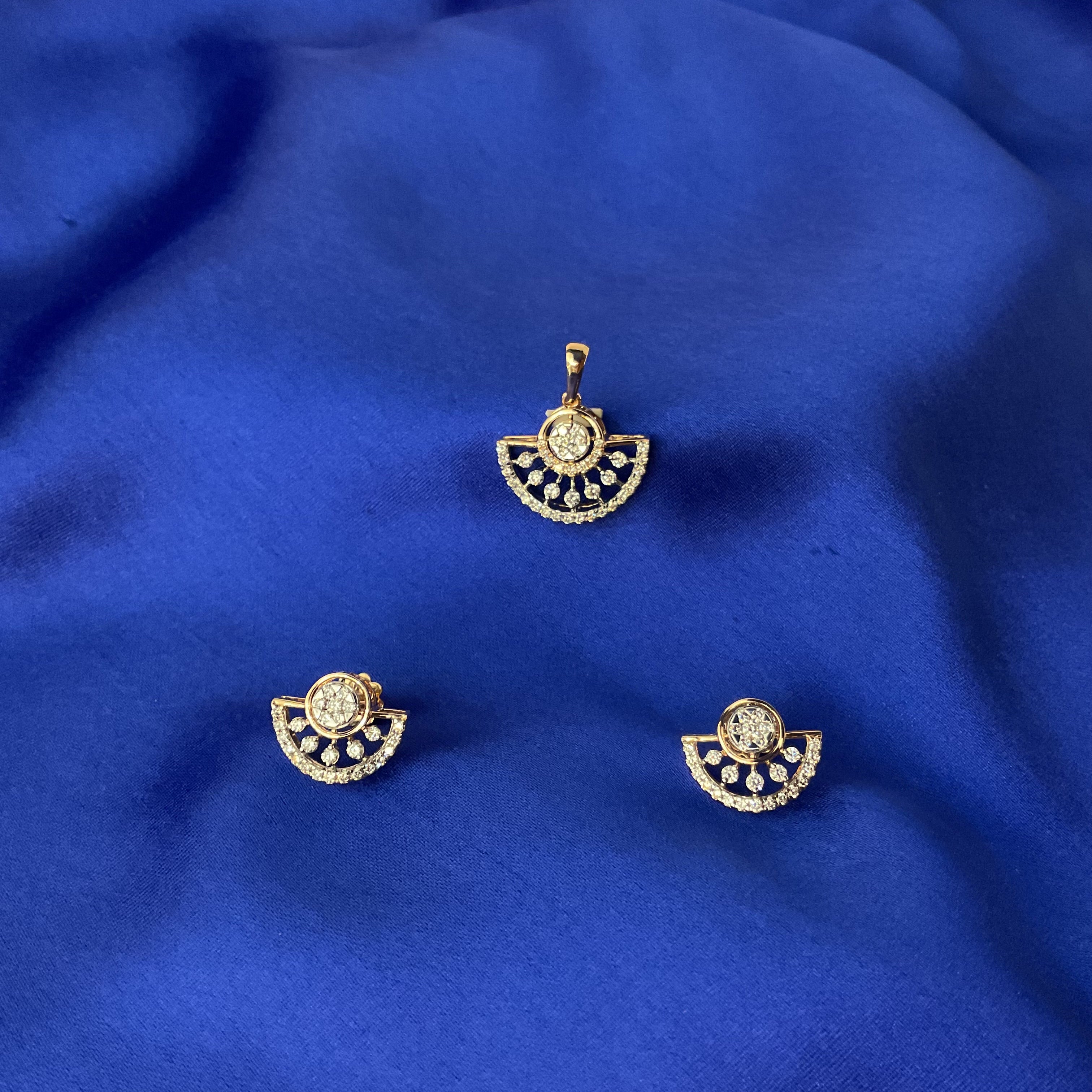 Diah Diamond Studs