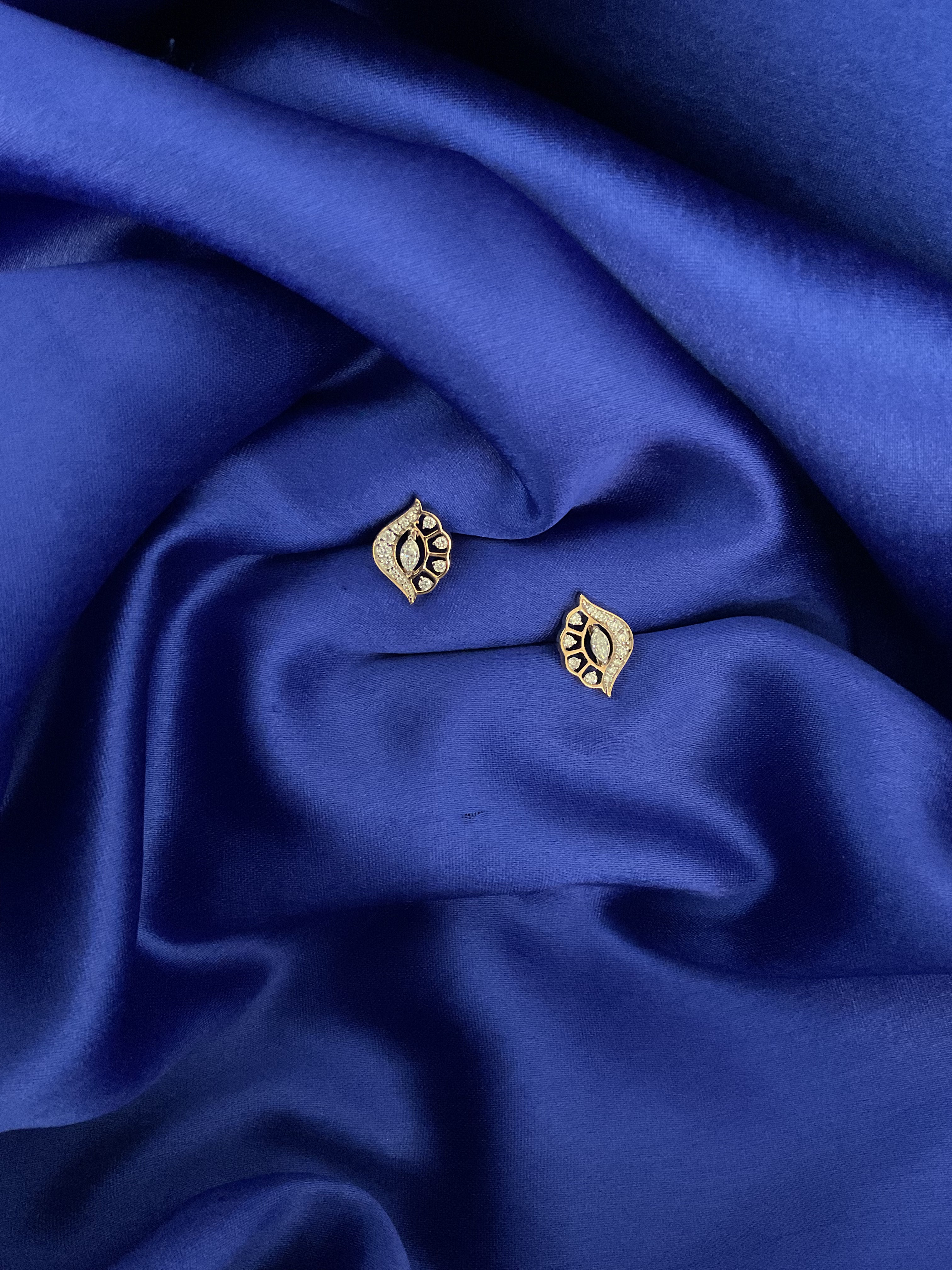 Divya Nayan Studs