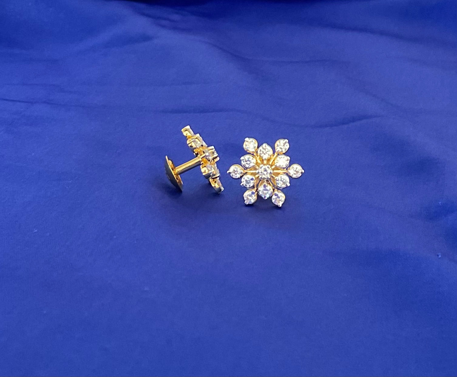 Elegant Snowflake Studs Small
