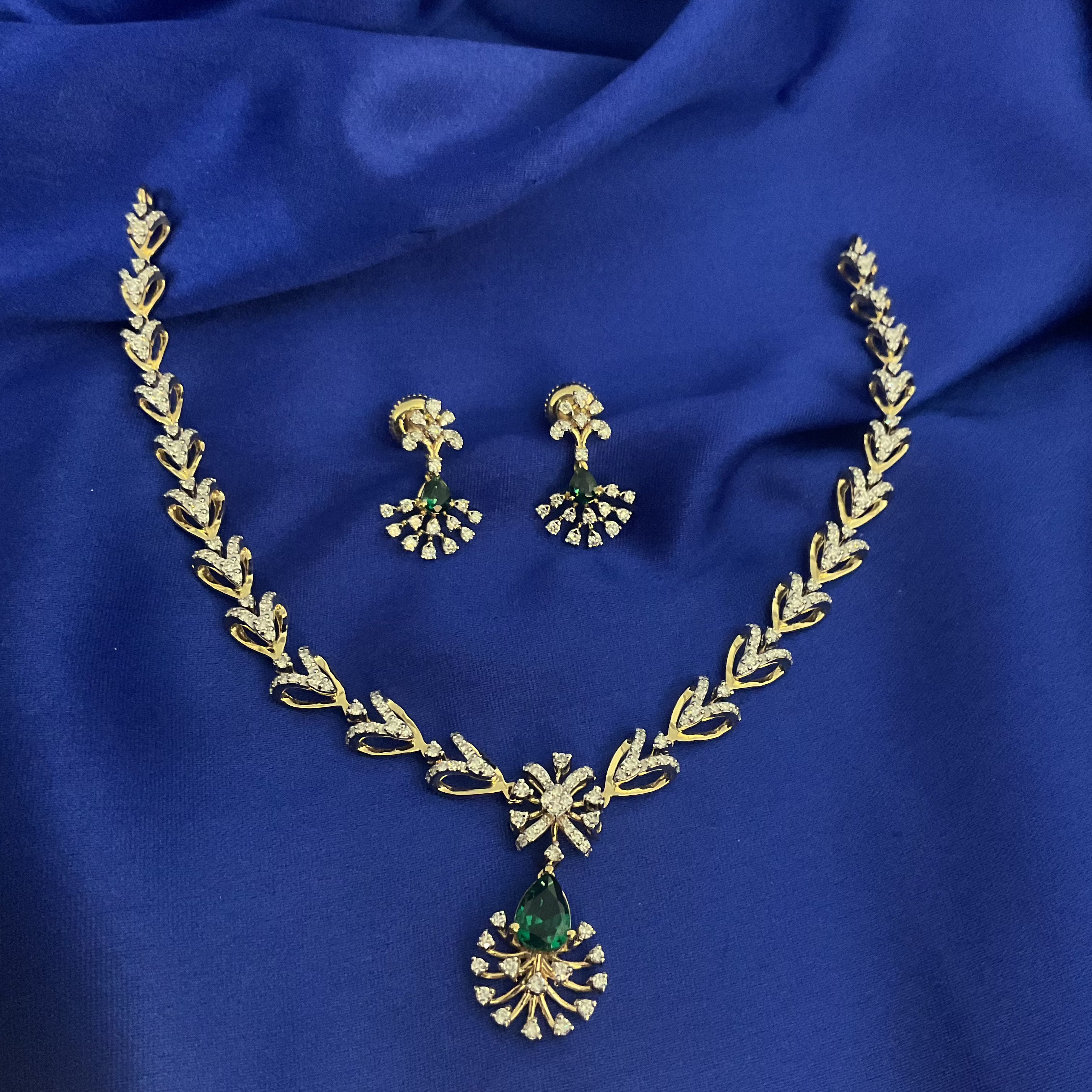 Emerald Wreath Earrings