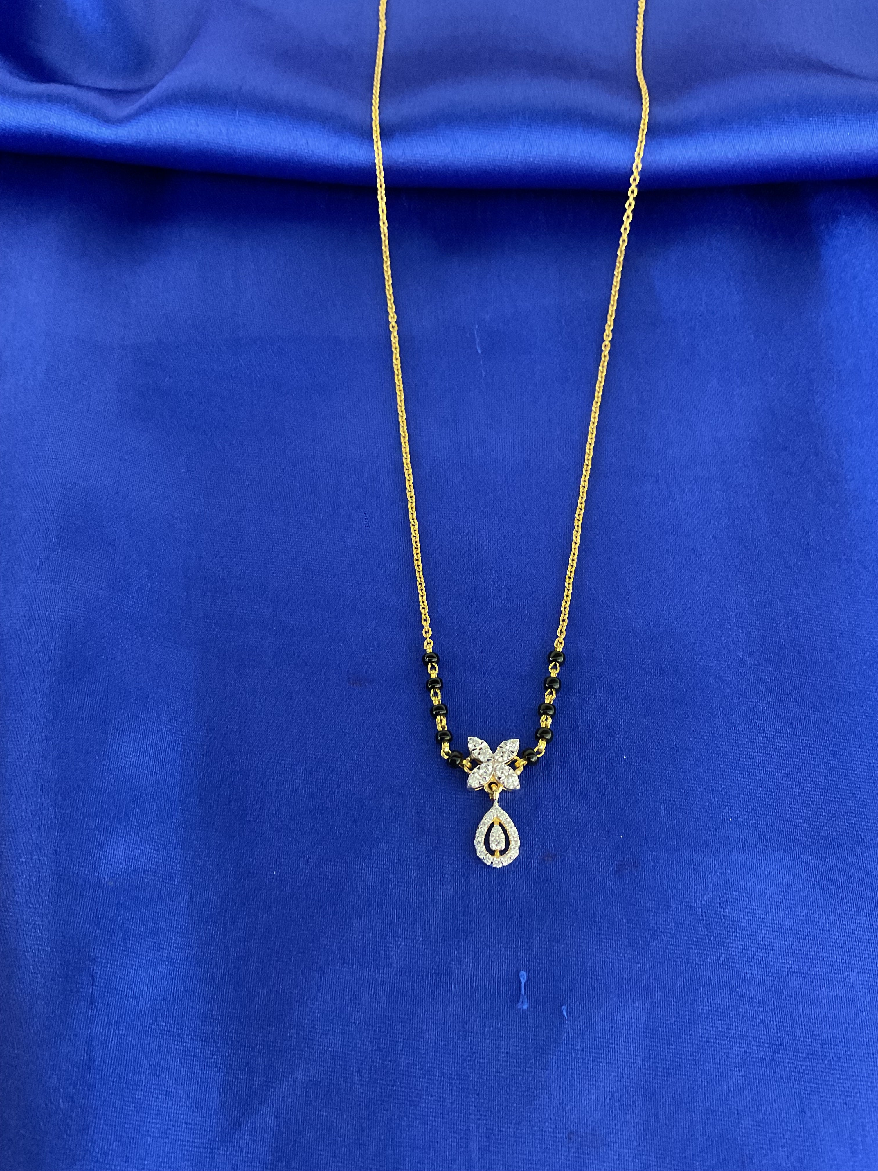 Floral Droplet Minimal Mangalsutra