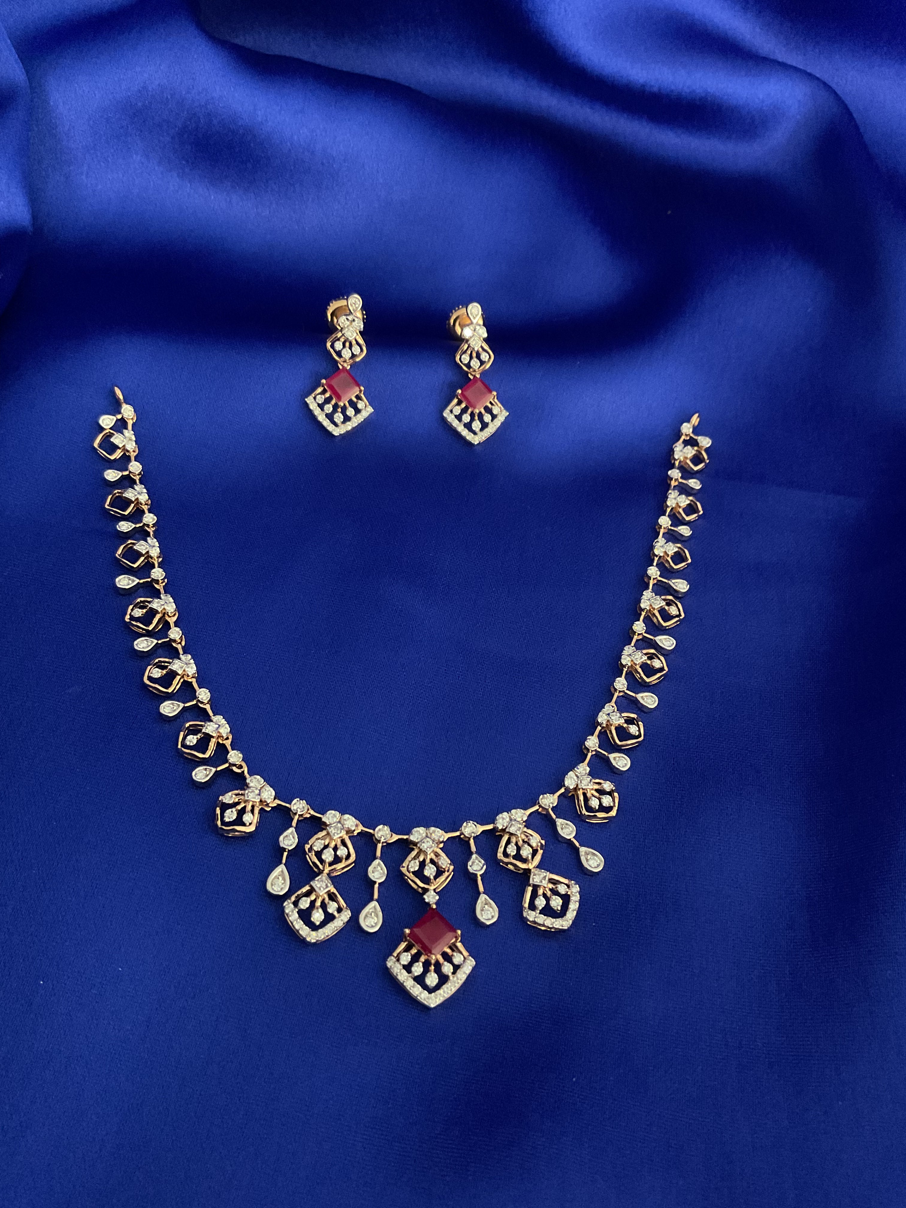 Glimarose Earrings
