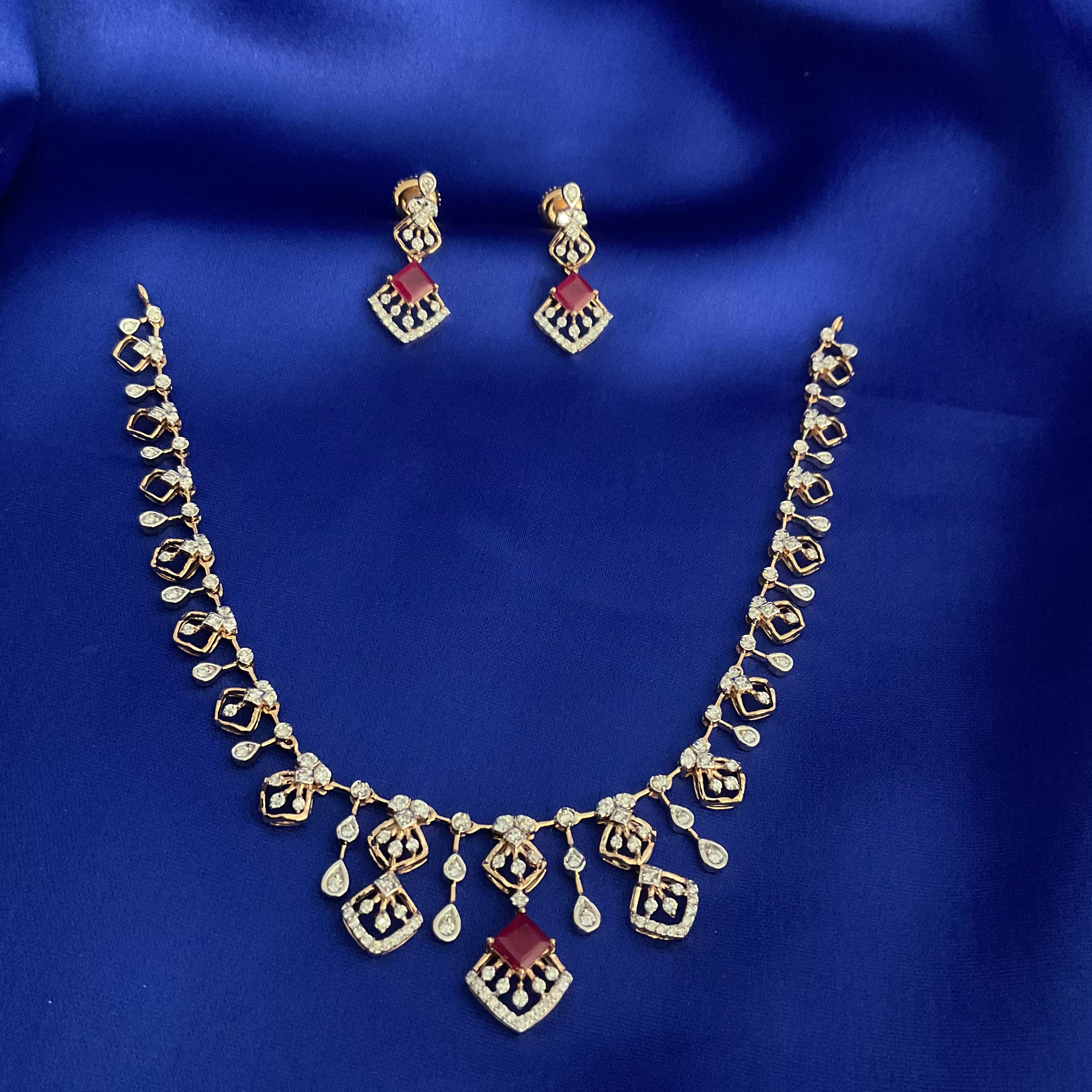 Glimarose Earrings