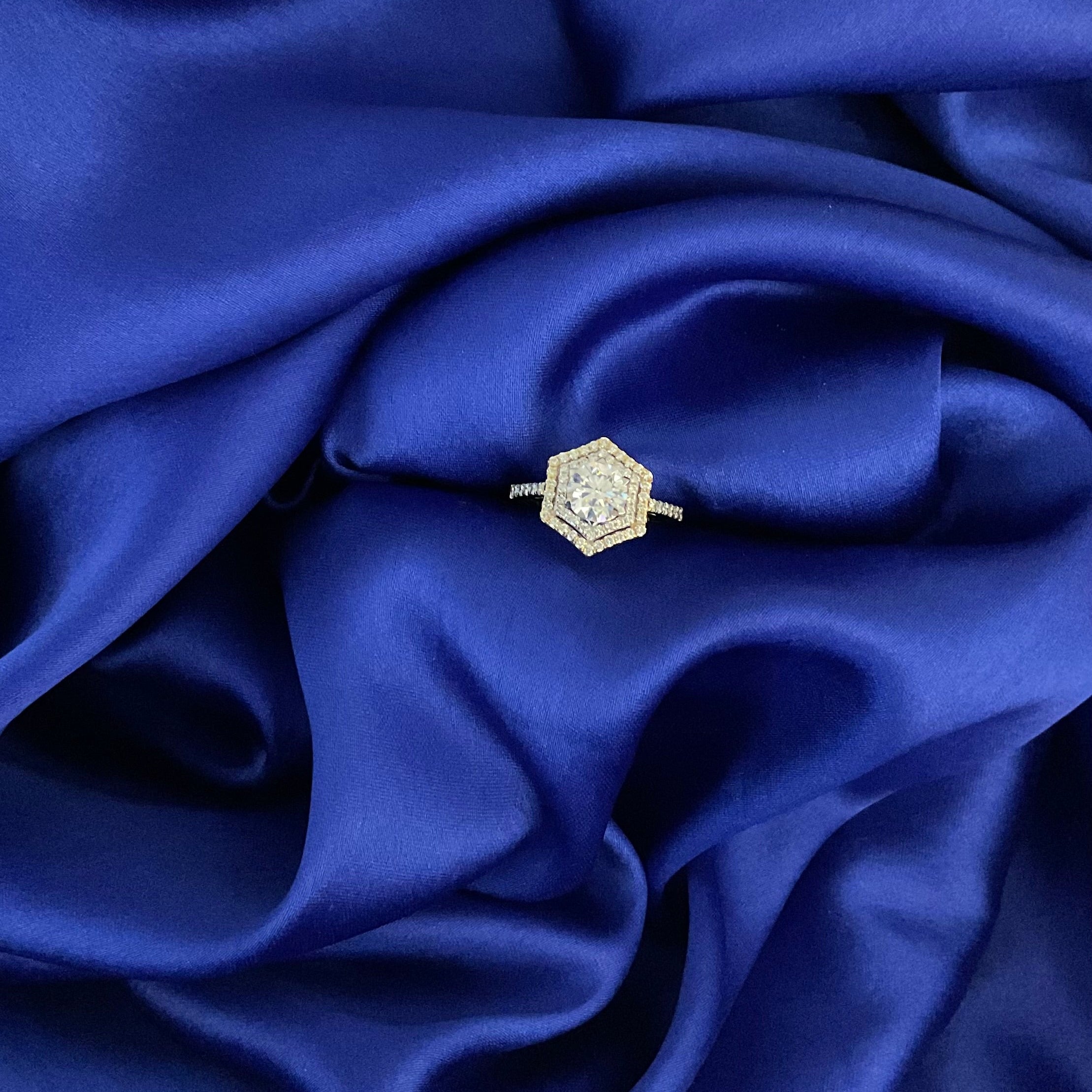 Hexagon Solitaire Ring: Size-11