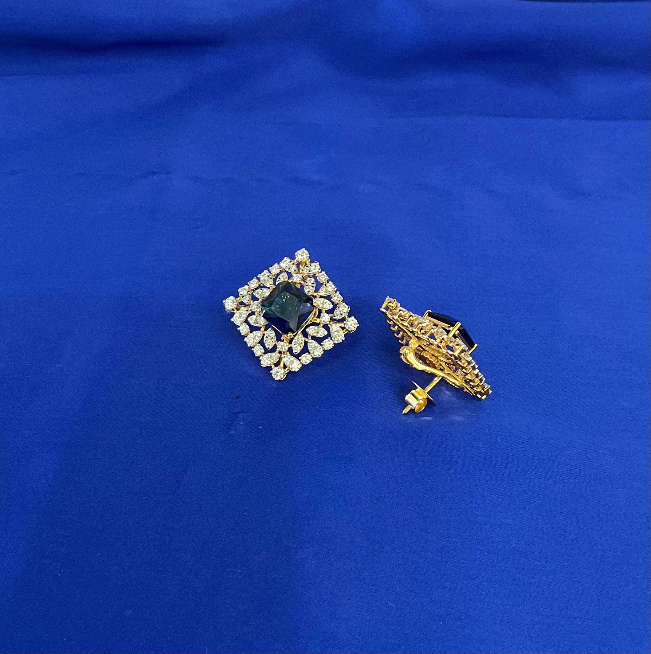 Show Stopper Changeable Studs