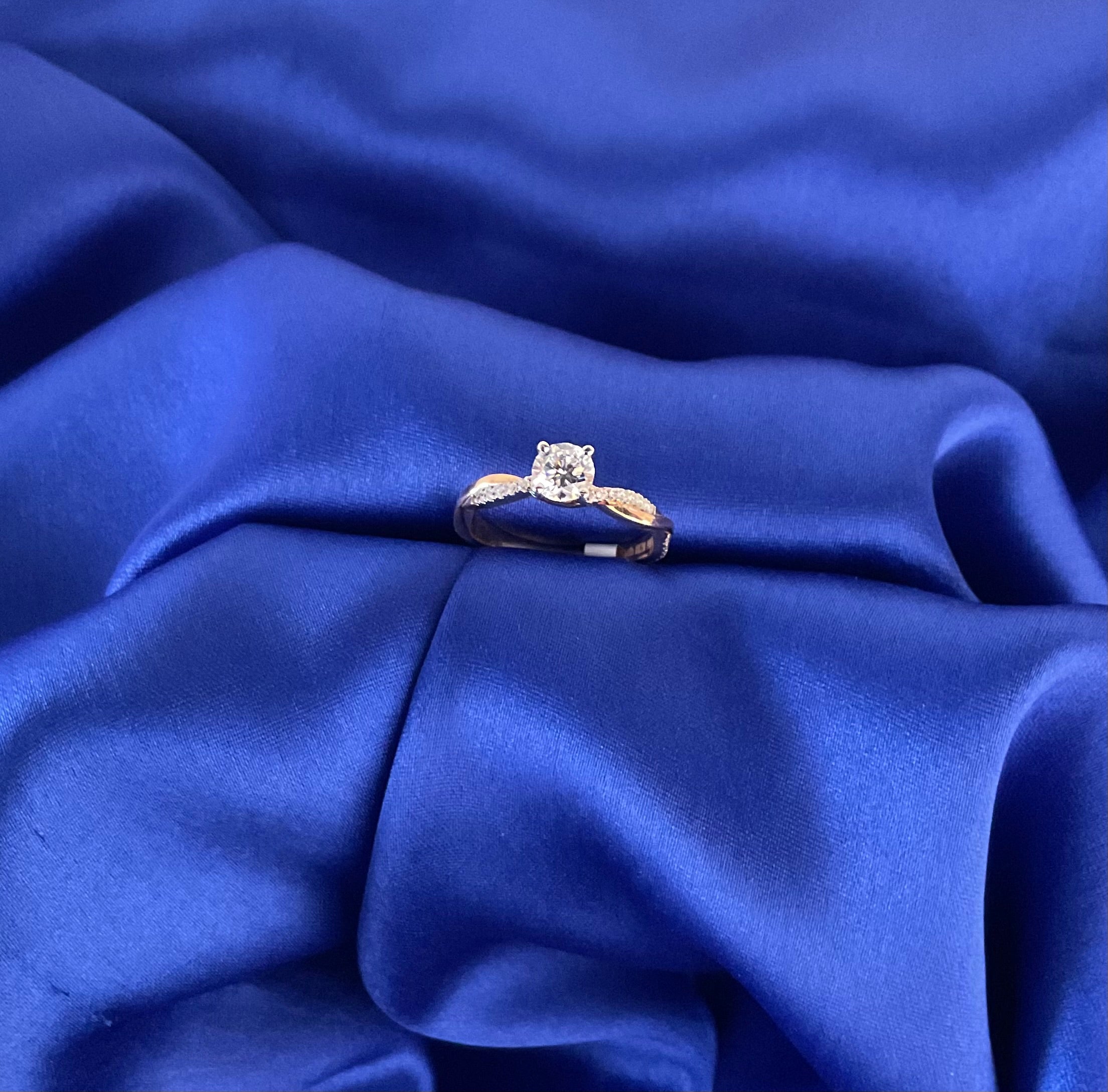 Miss Marvellous Solitaire Ring: Size - 11