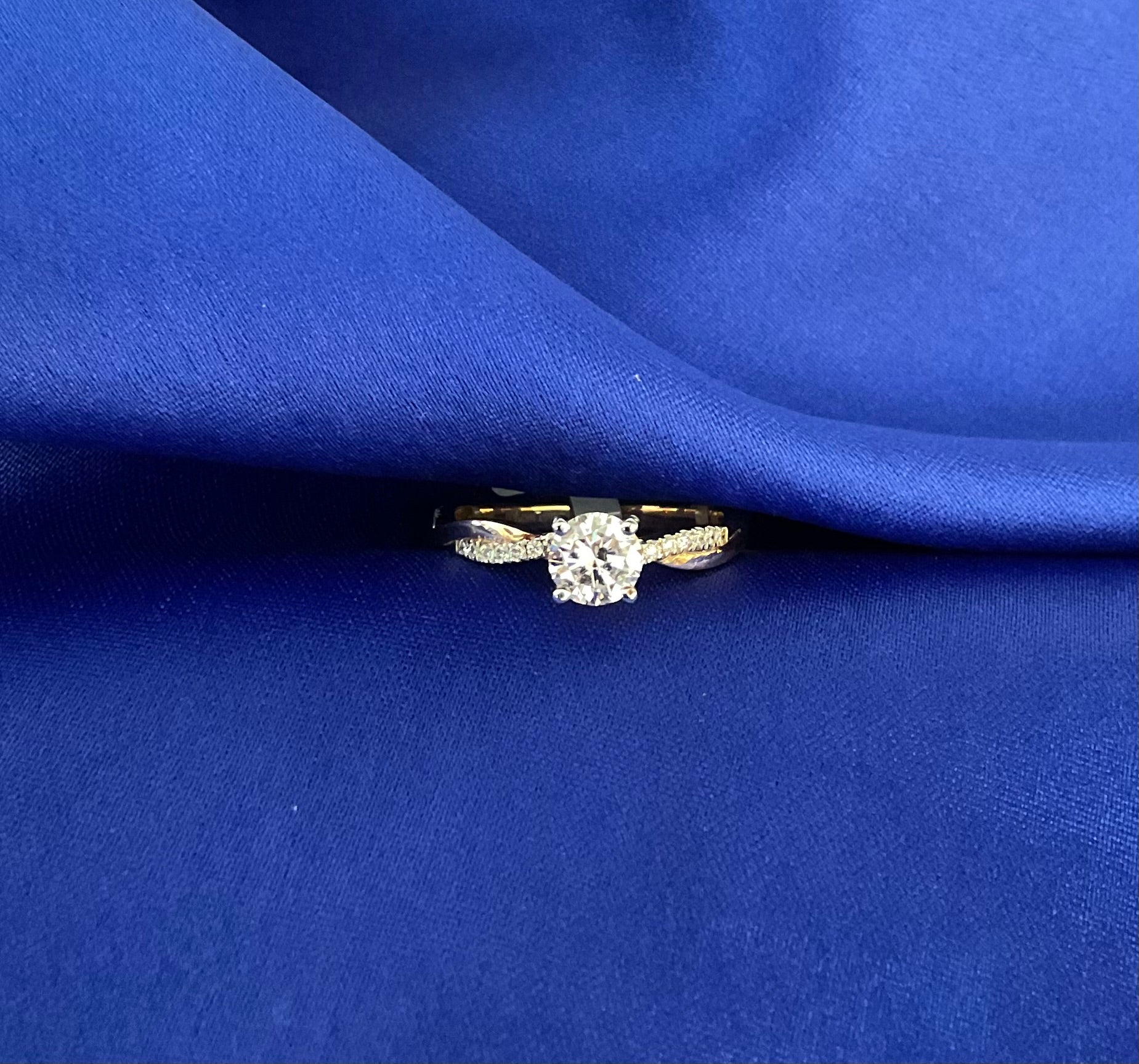 Miss Marvellous Solitaire Ring: Size - 11