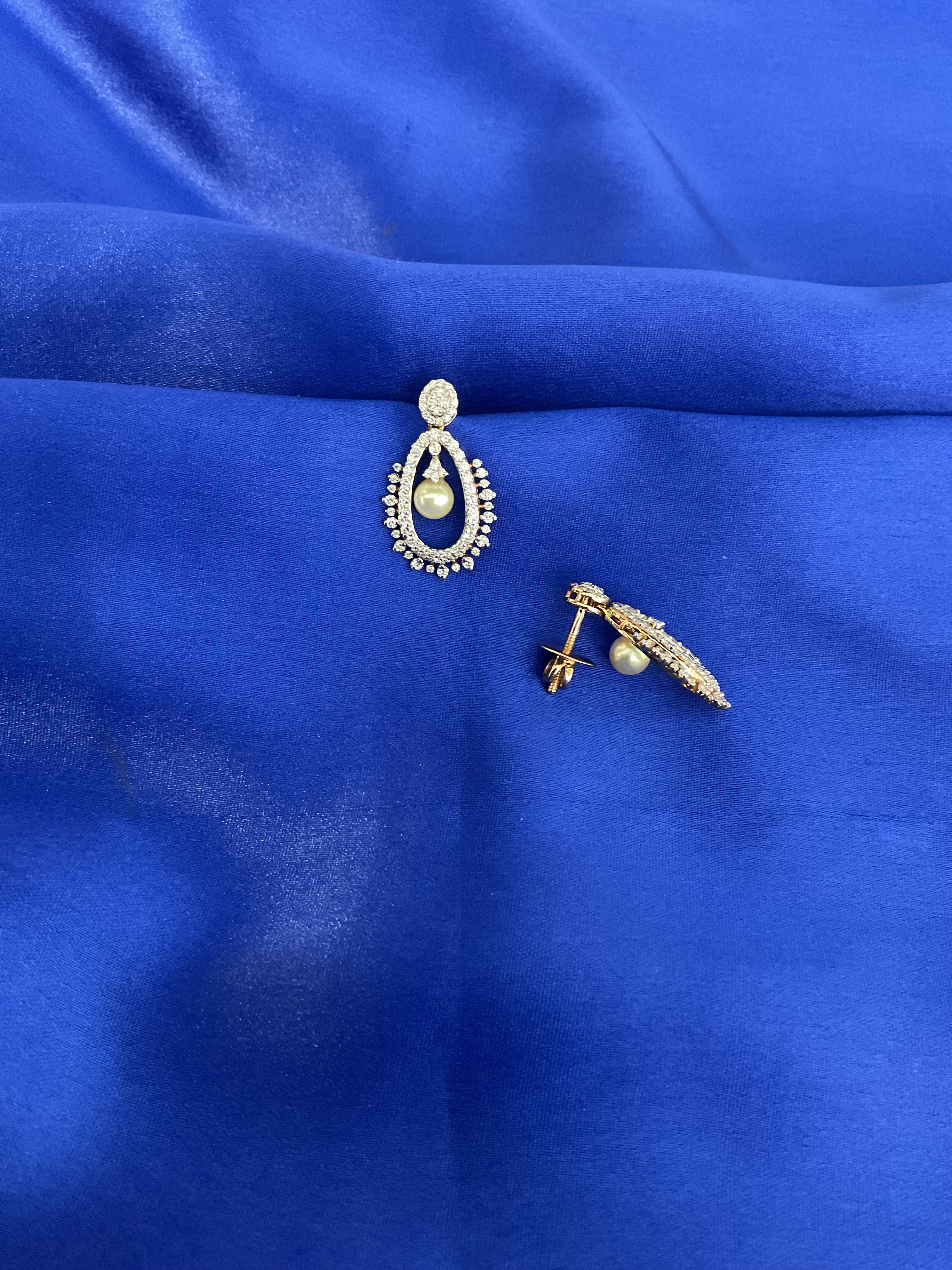 Pearly Delight Earrings