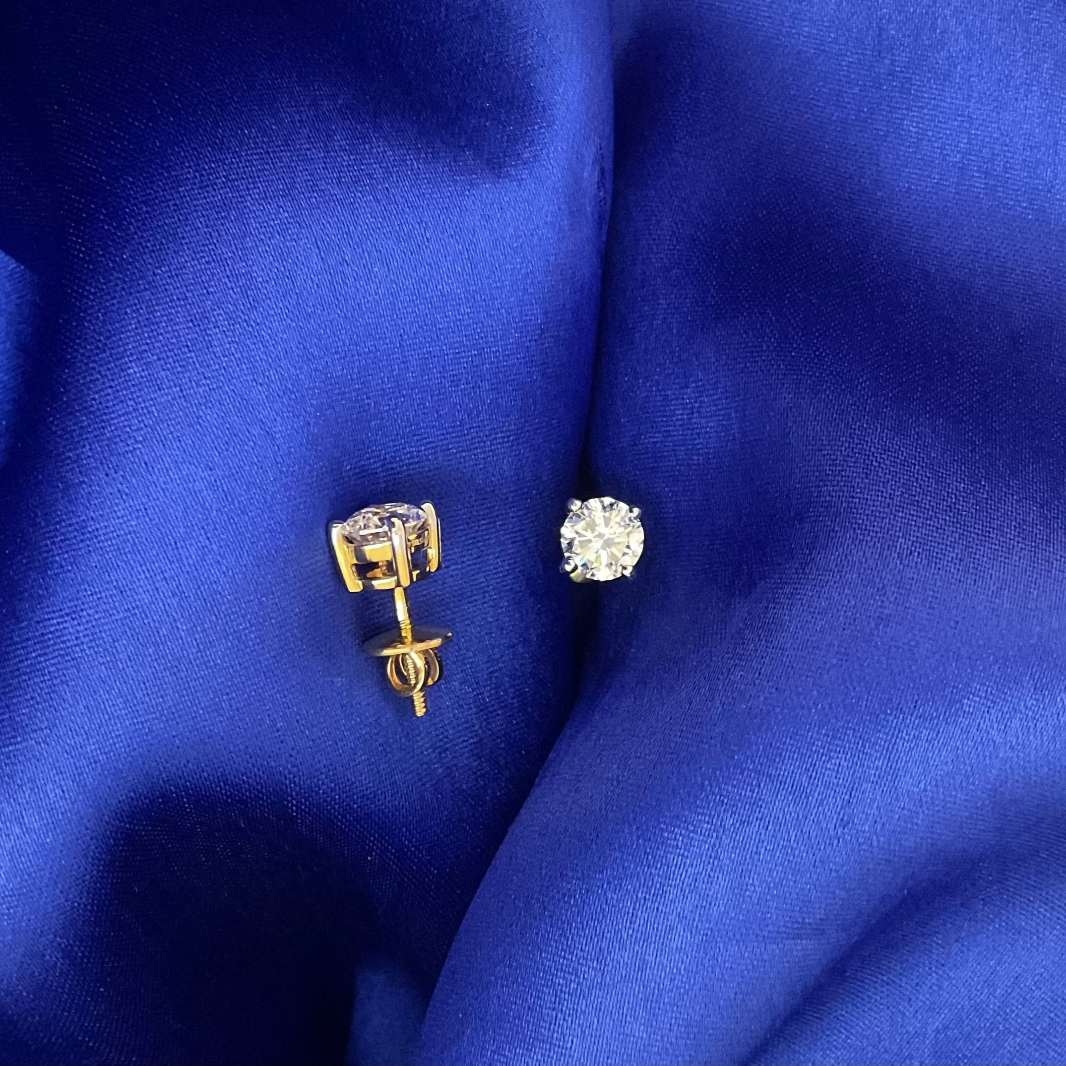 53 Cents Solitaire Studs