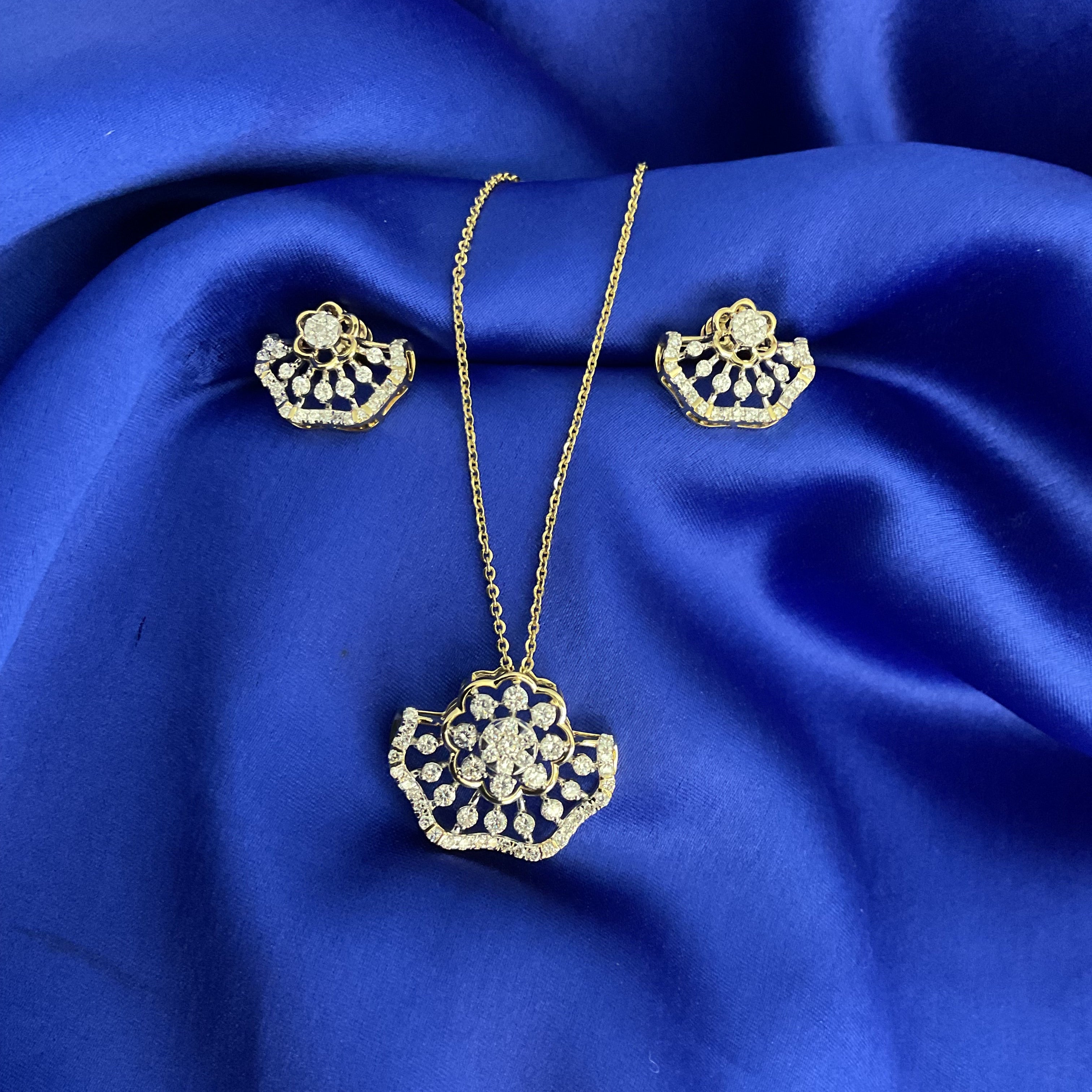 Petalora Pendant Chain