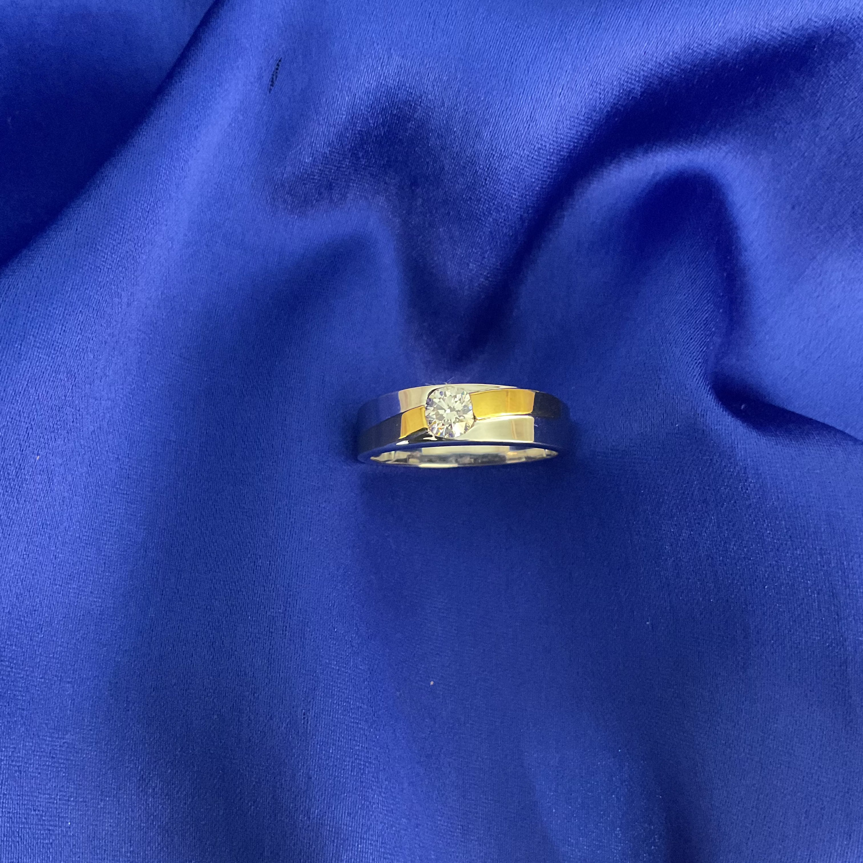 Moonfire Ring : Size-22