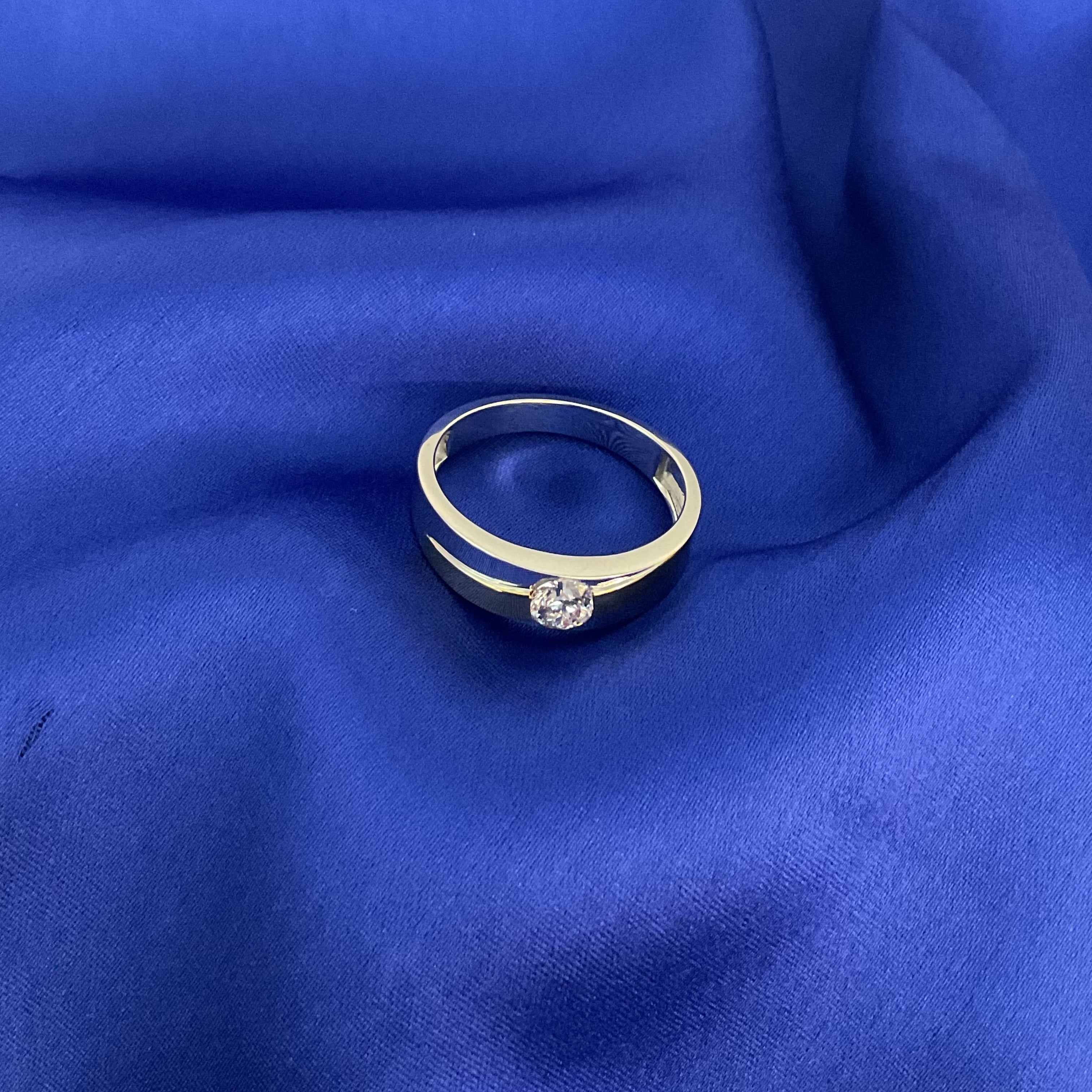 Moonfire Ring : Size-22