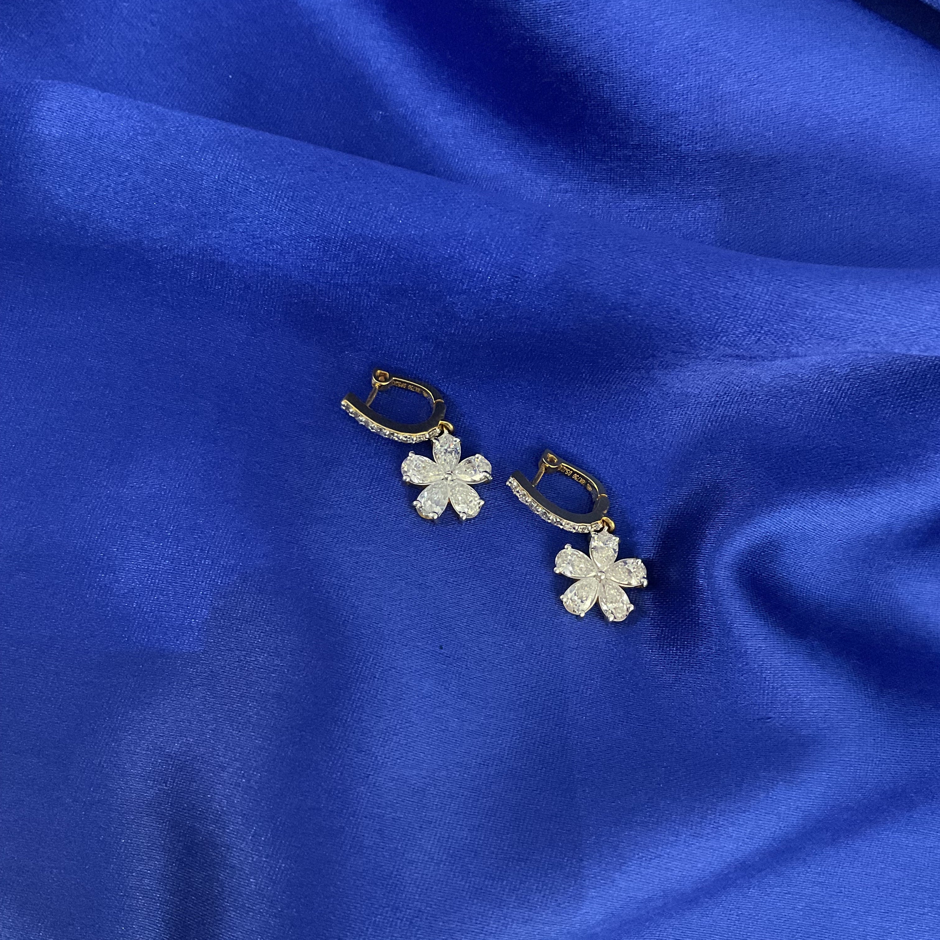 Solitaire Flower Hoops