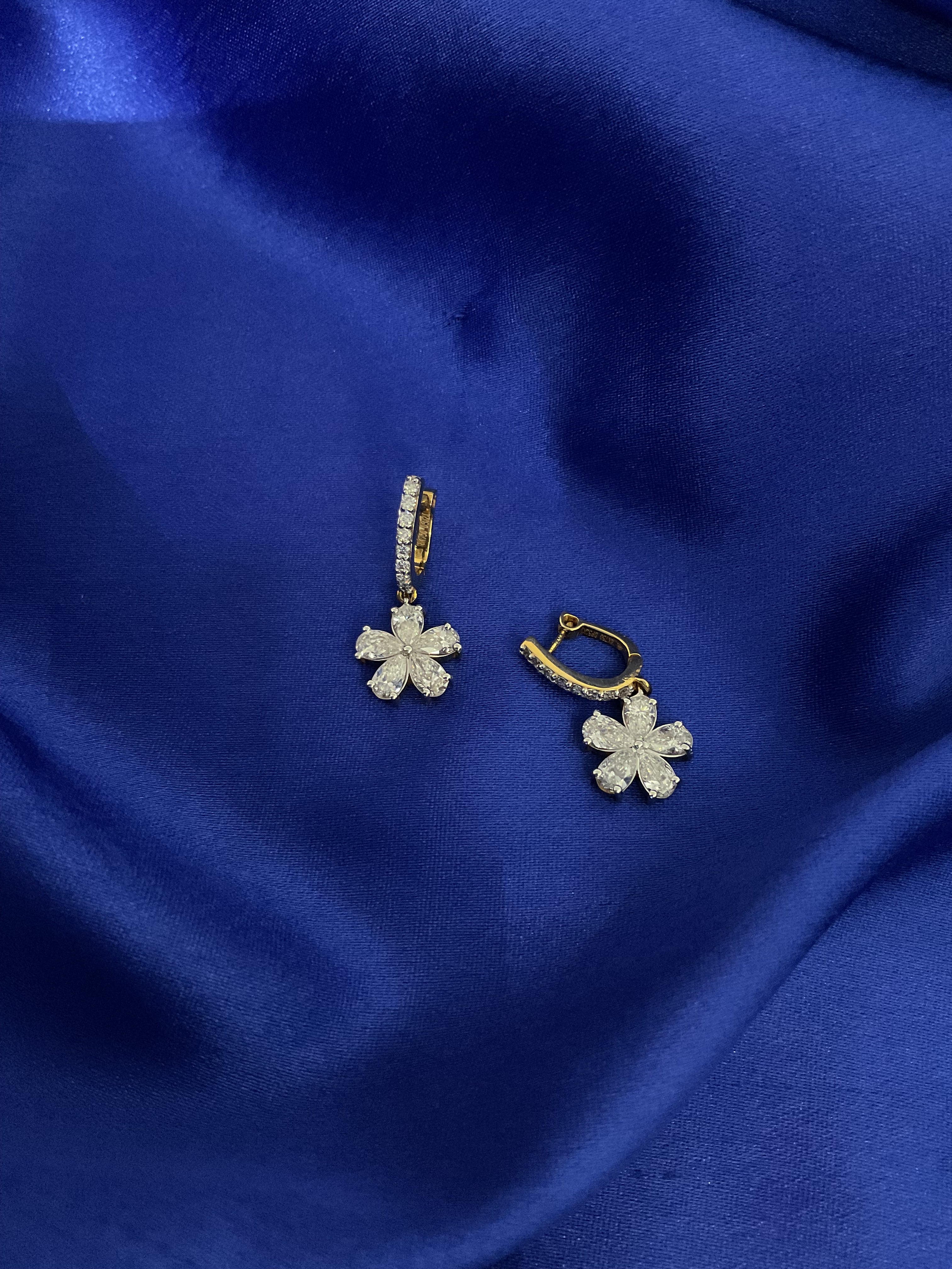 Solitaire Flower Hoops
