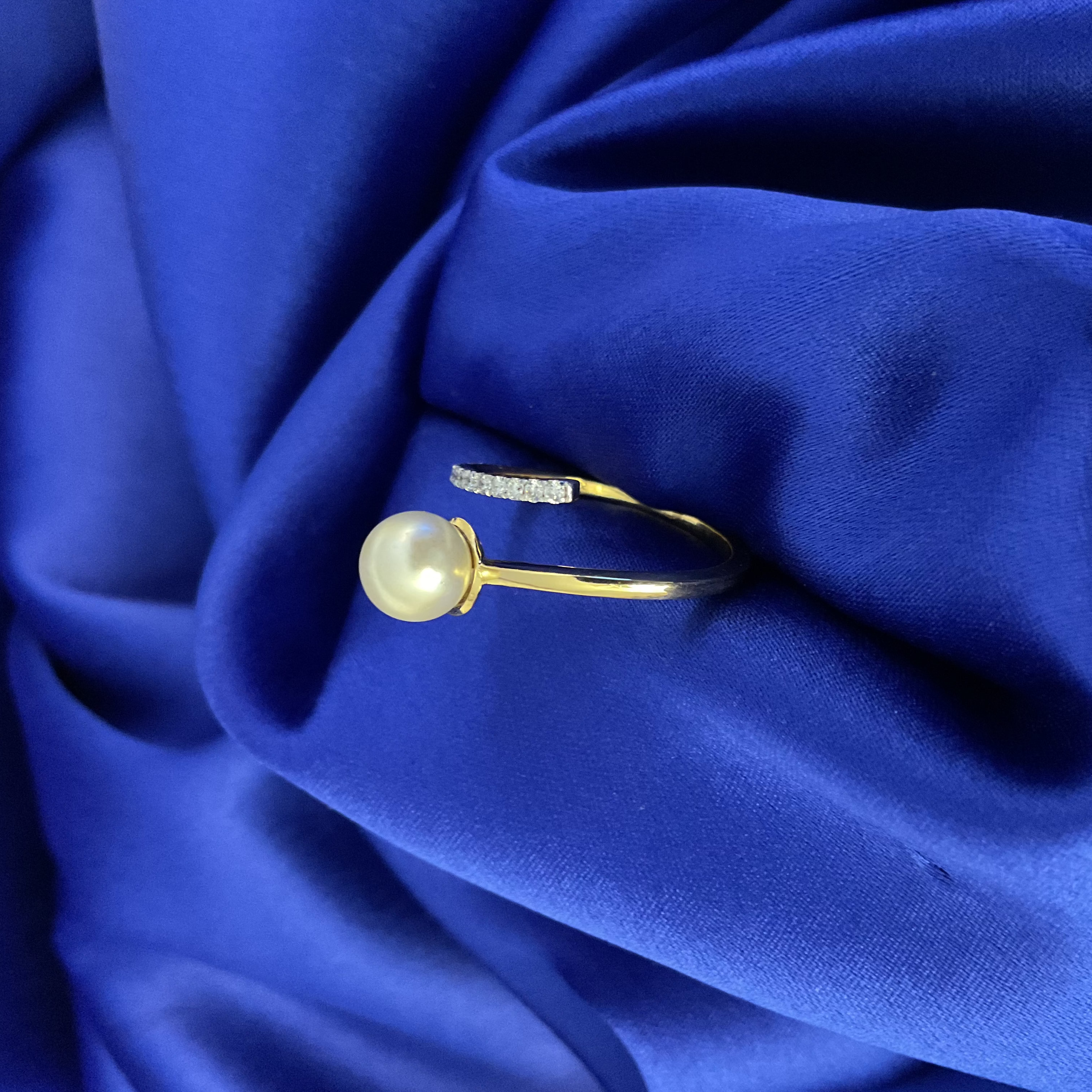 1 Pearl Ring: Size-15
