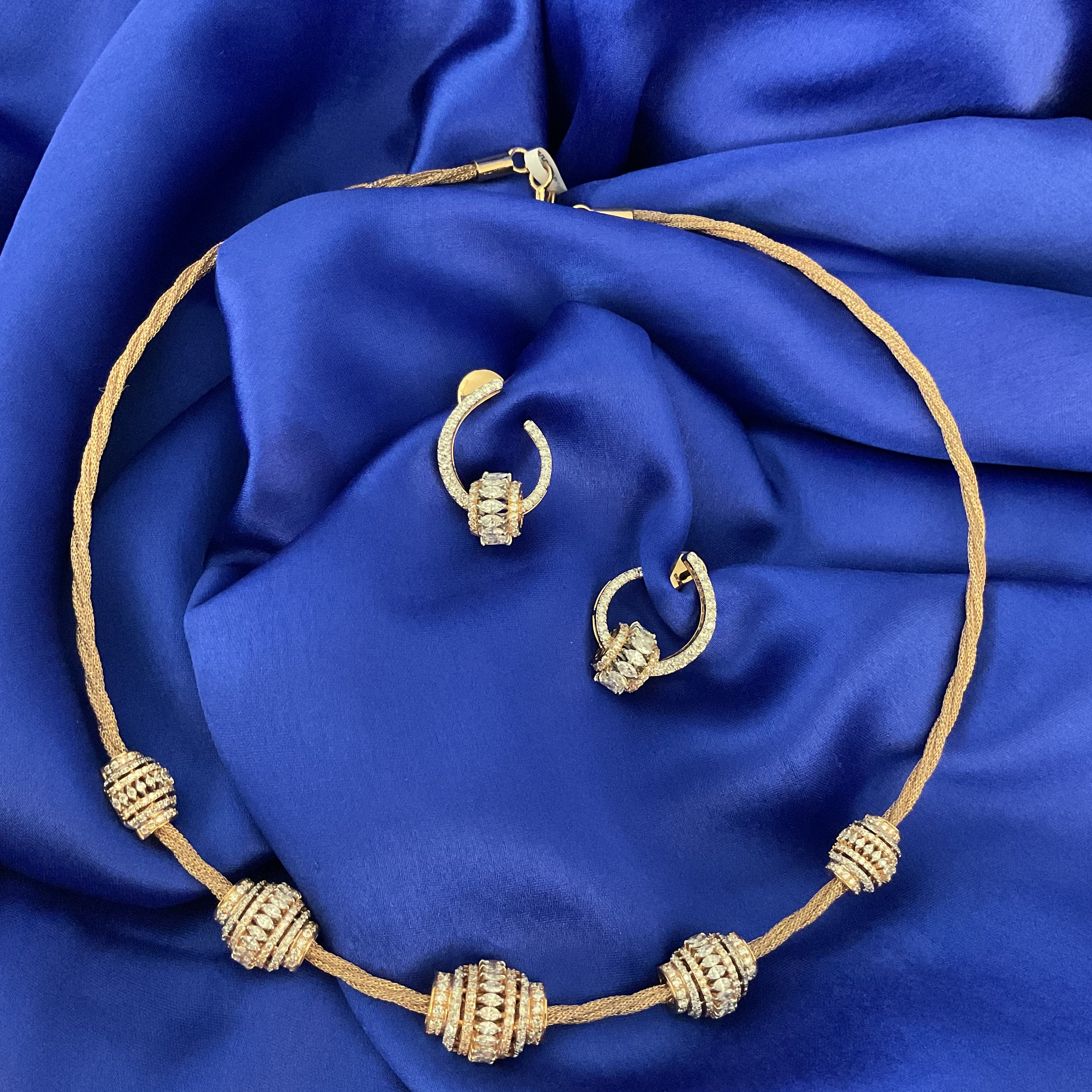Golden Whirl Necklace