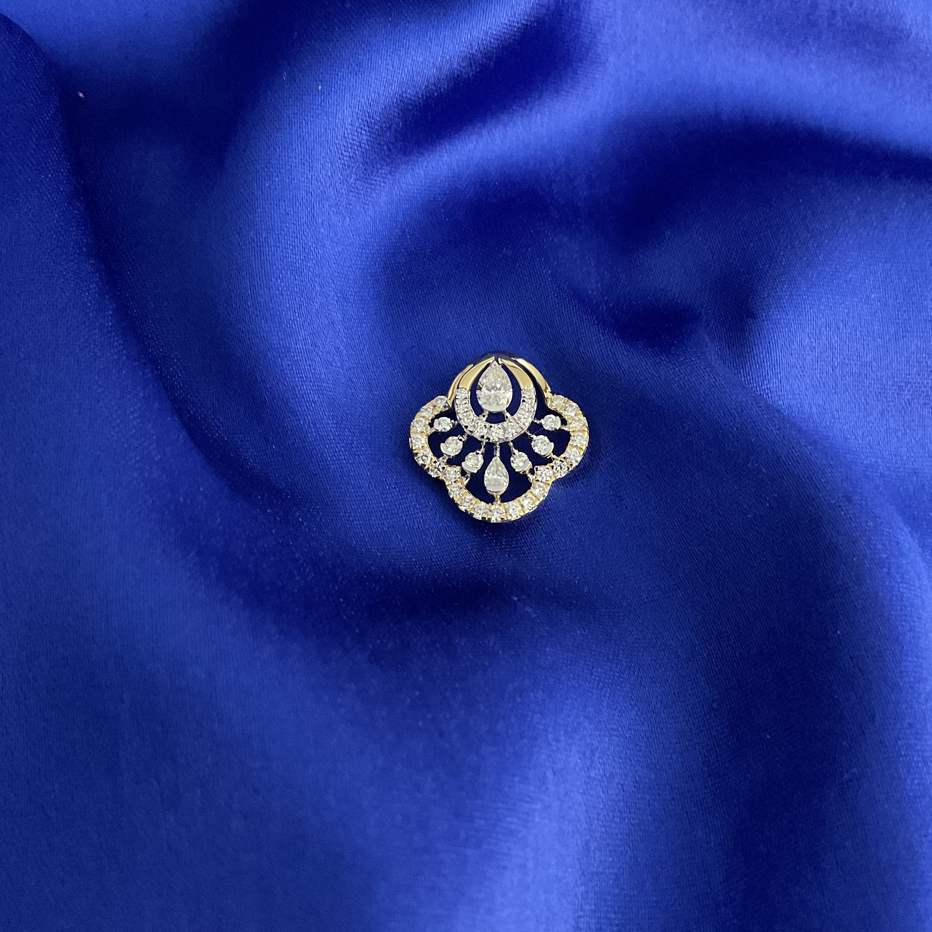 Iris Whisper Pendant