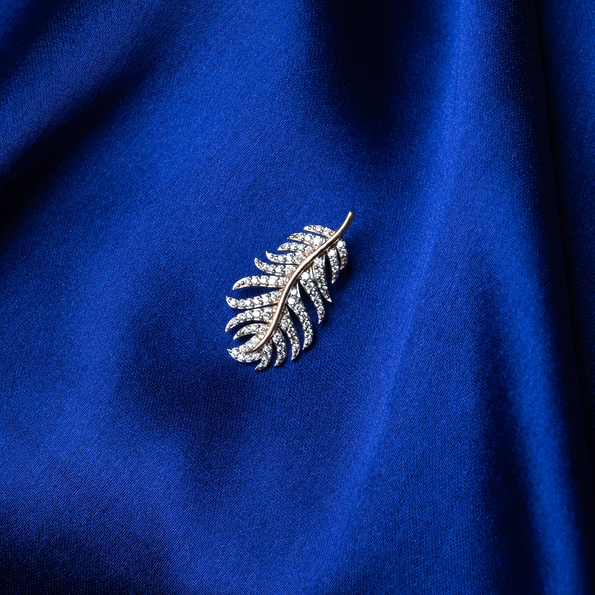 It's Leafy - Pendant