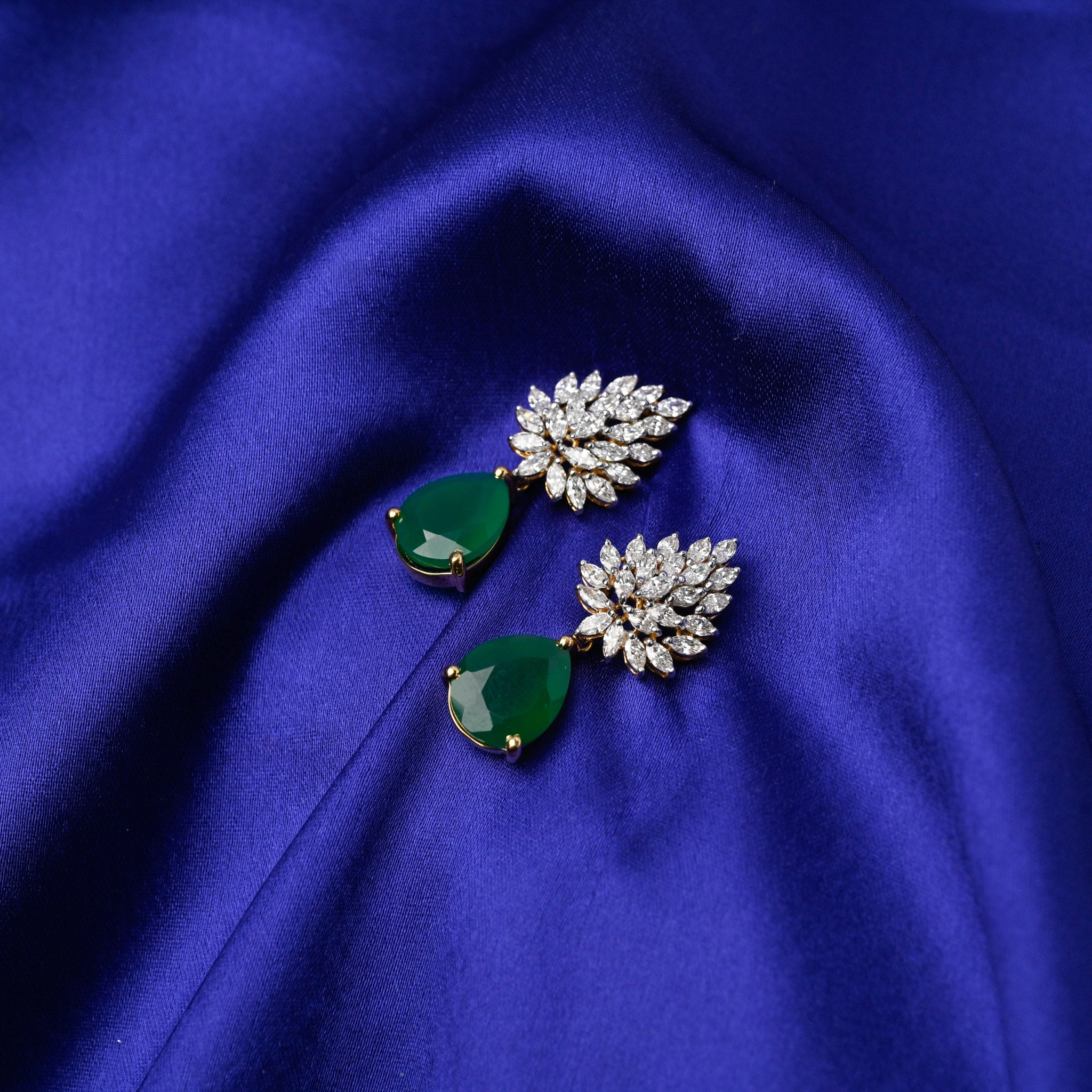 Leafy Lustures Earrings