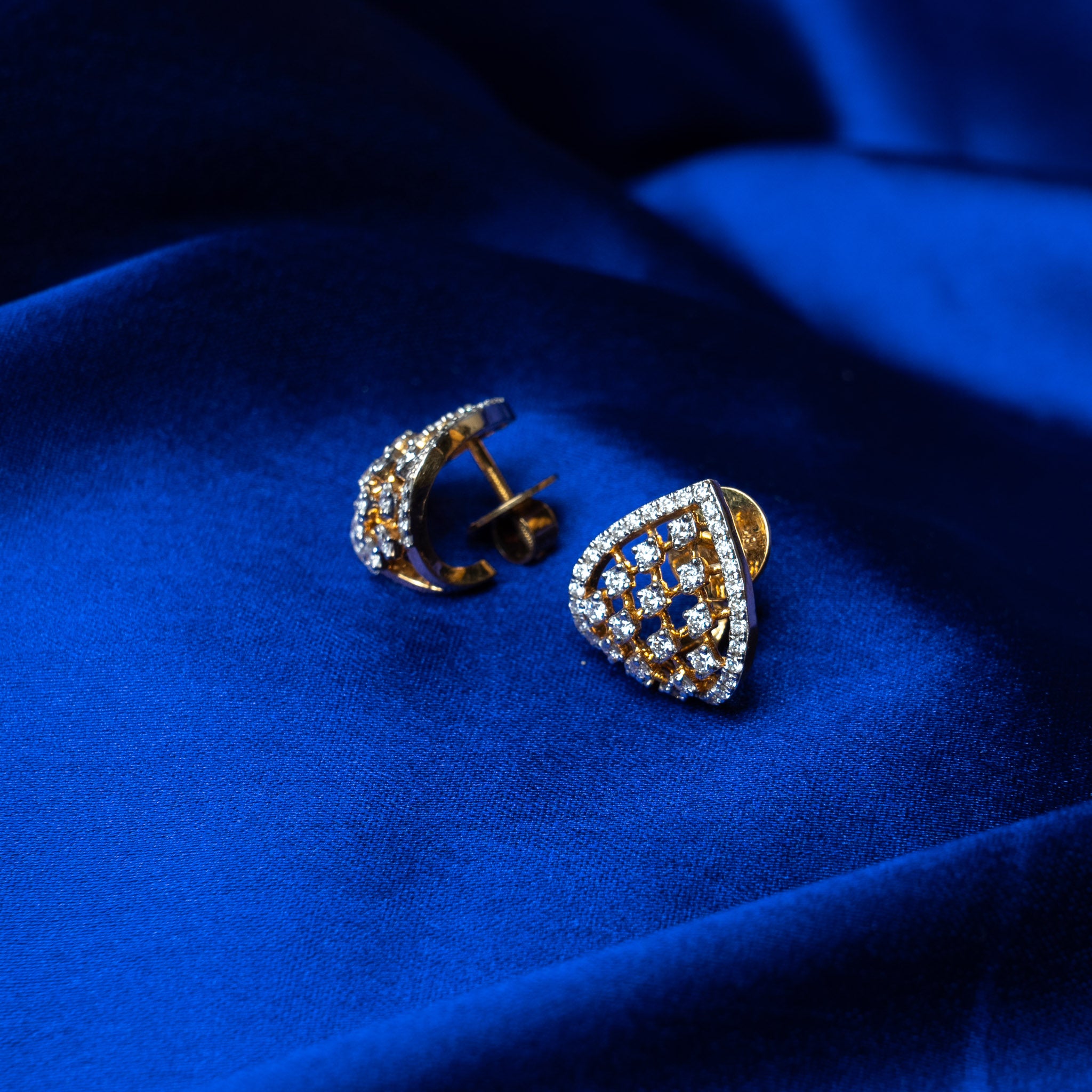Mesh - J Bali Studs