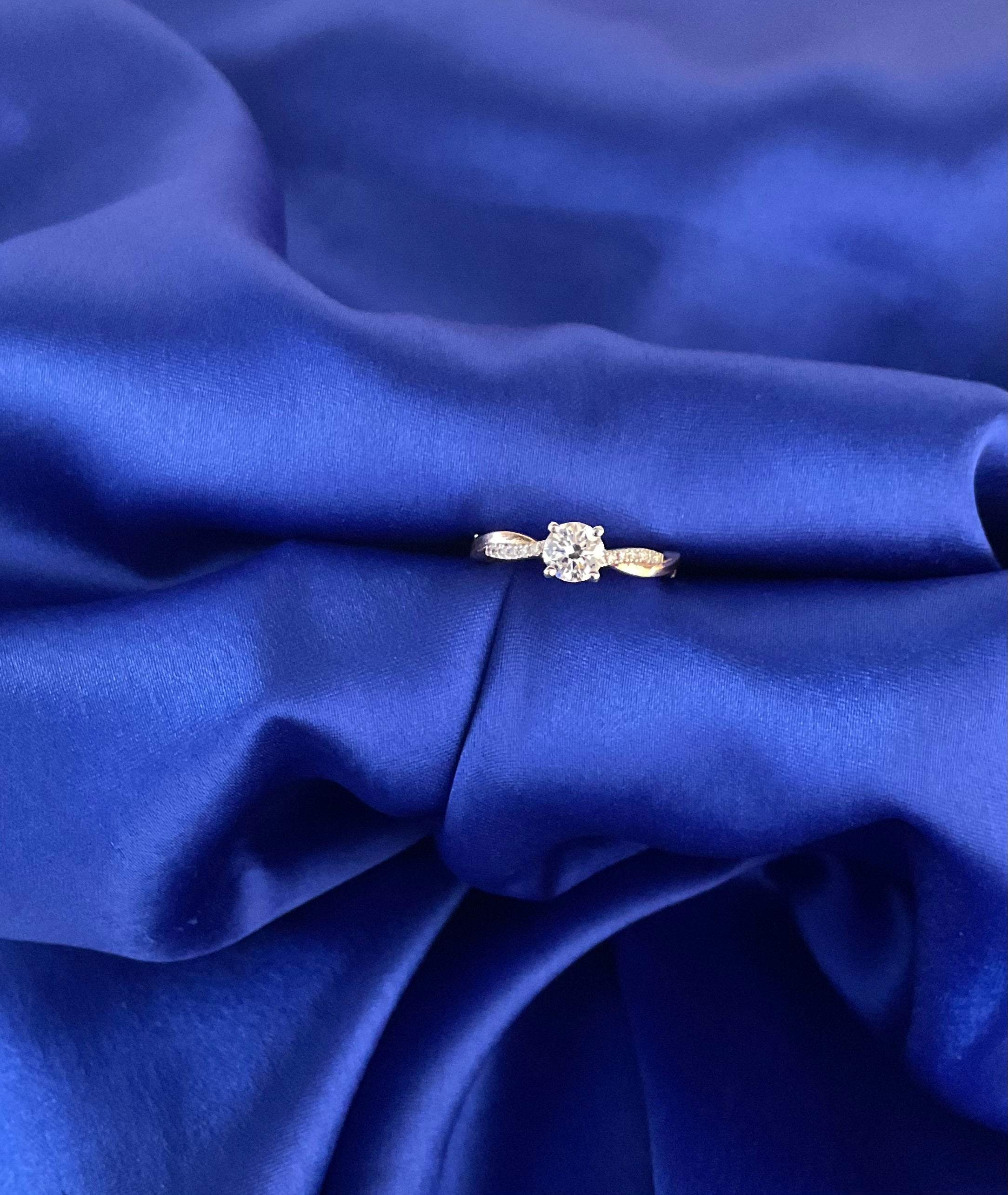 Miss Marvellous Solitaire Ring: Size - 11