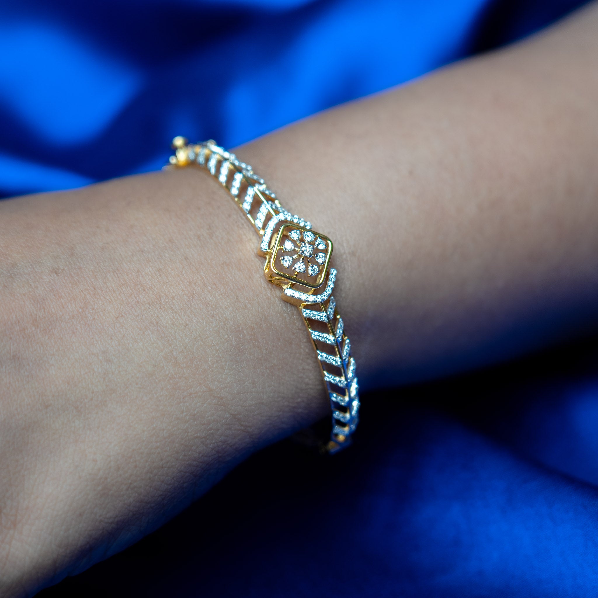 Nebula Nights - Bracelet: Size 2-3