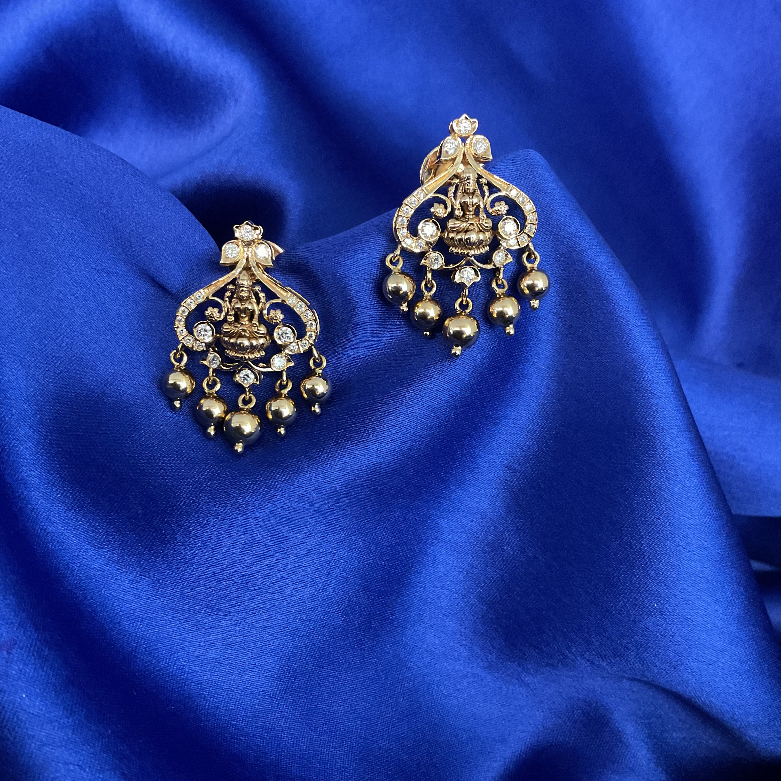 Padma Shobha Studs