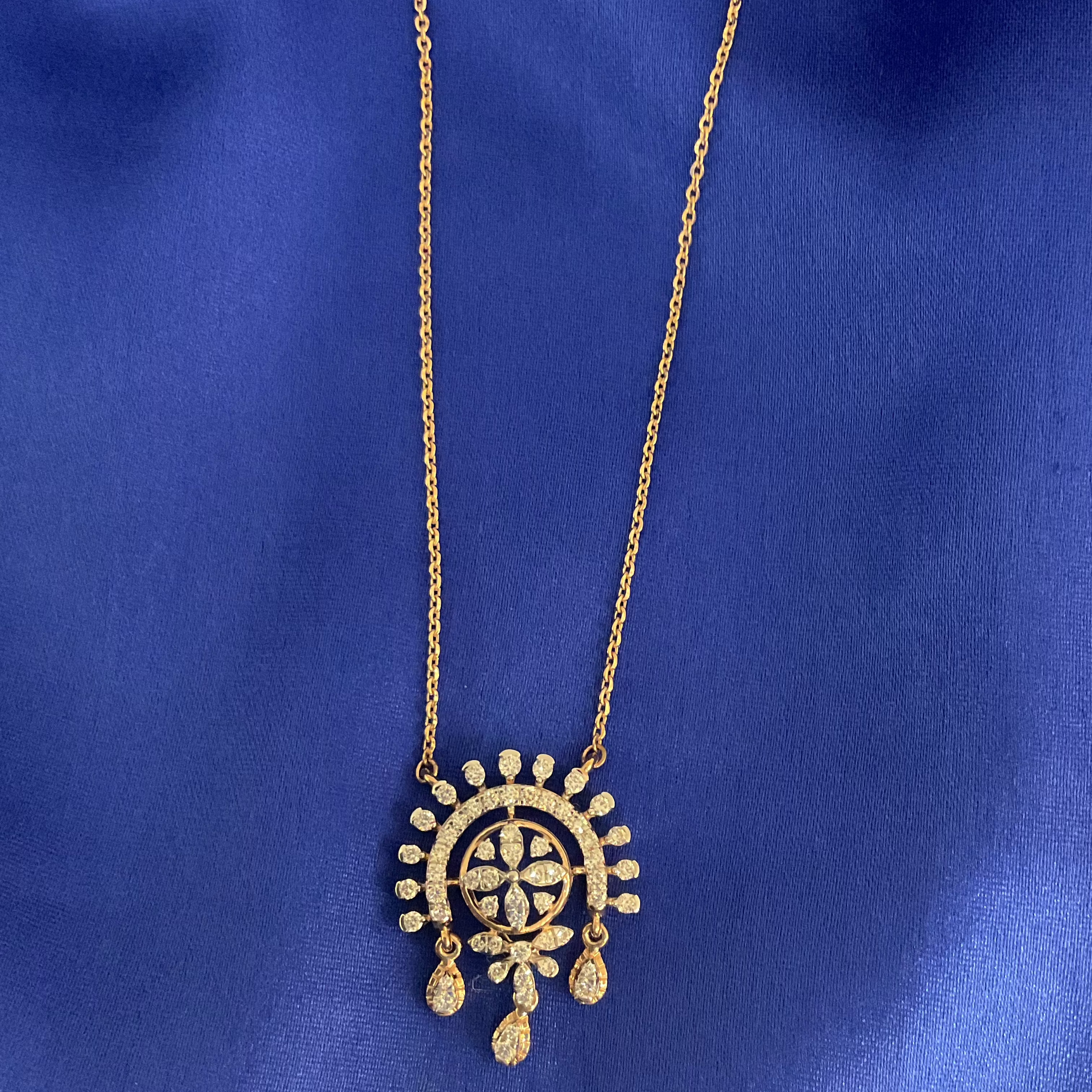 Petal Pavilion Chain