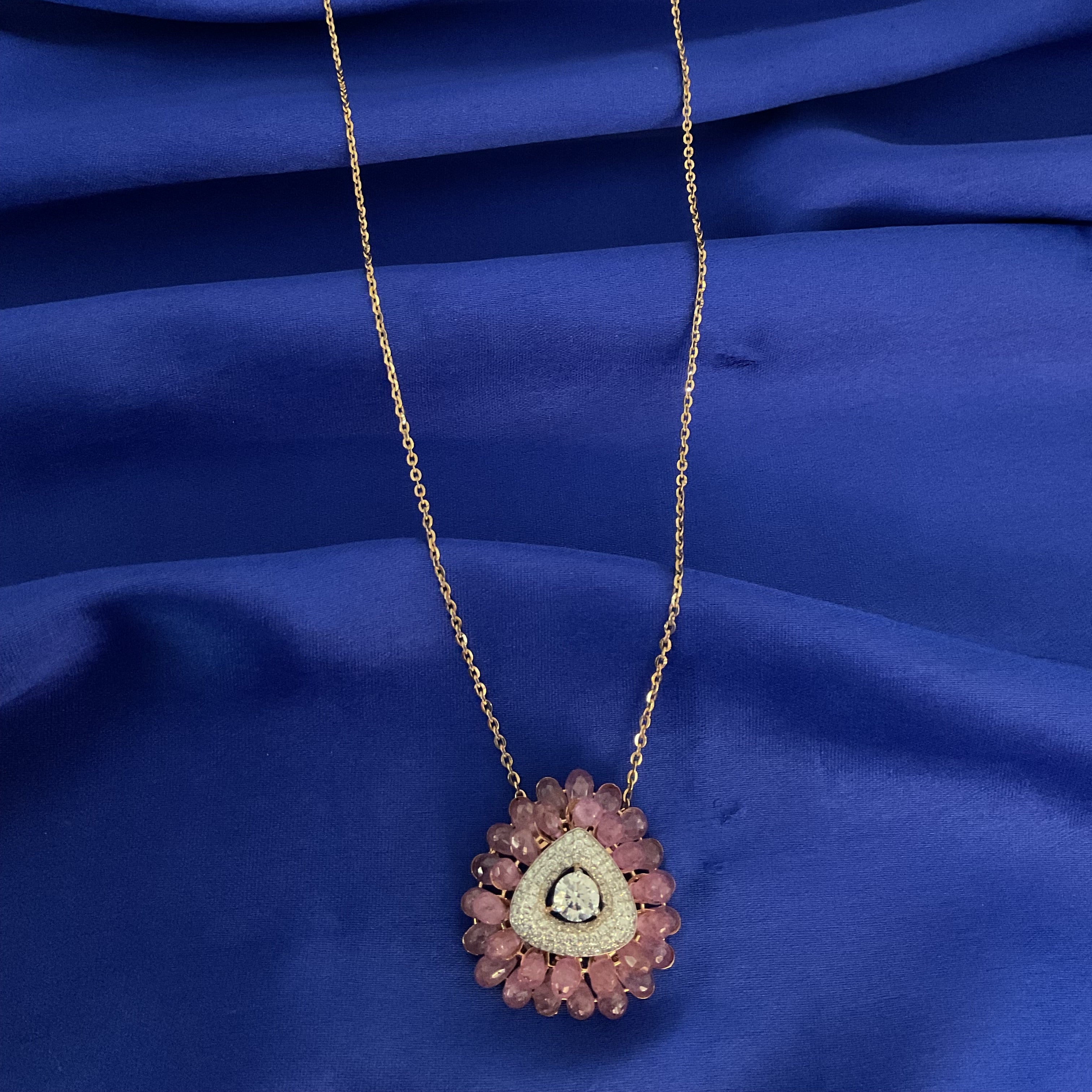Rose Radiance Chain