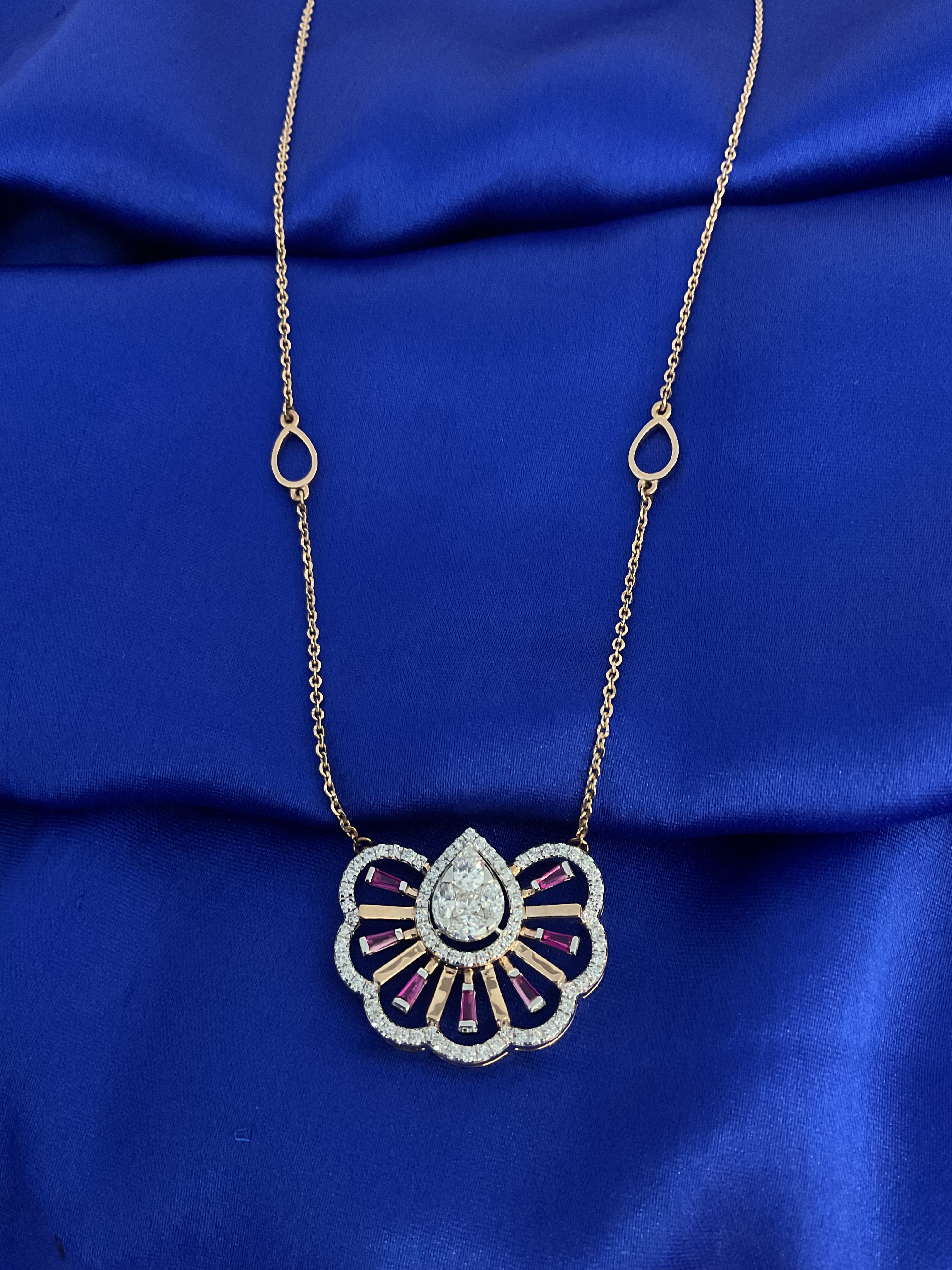 Rosette Charm Chain
