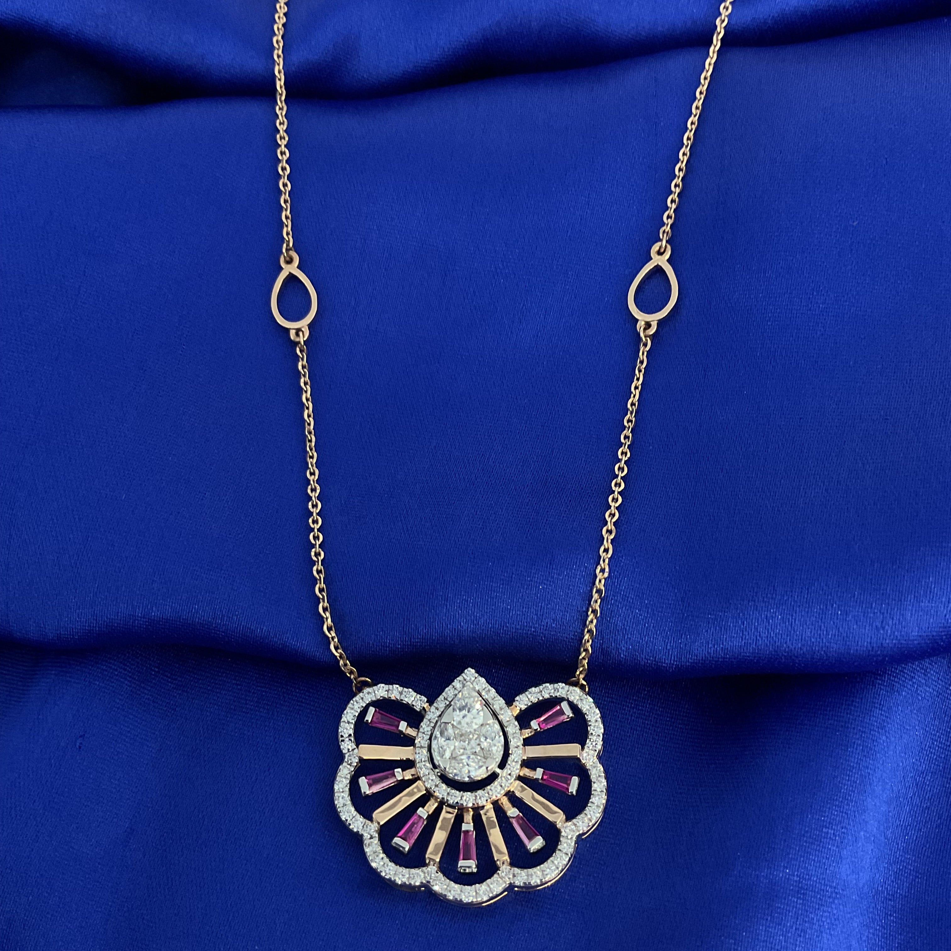 Rosette Charm Chain