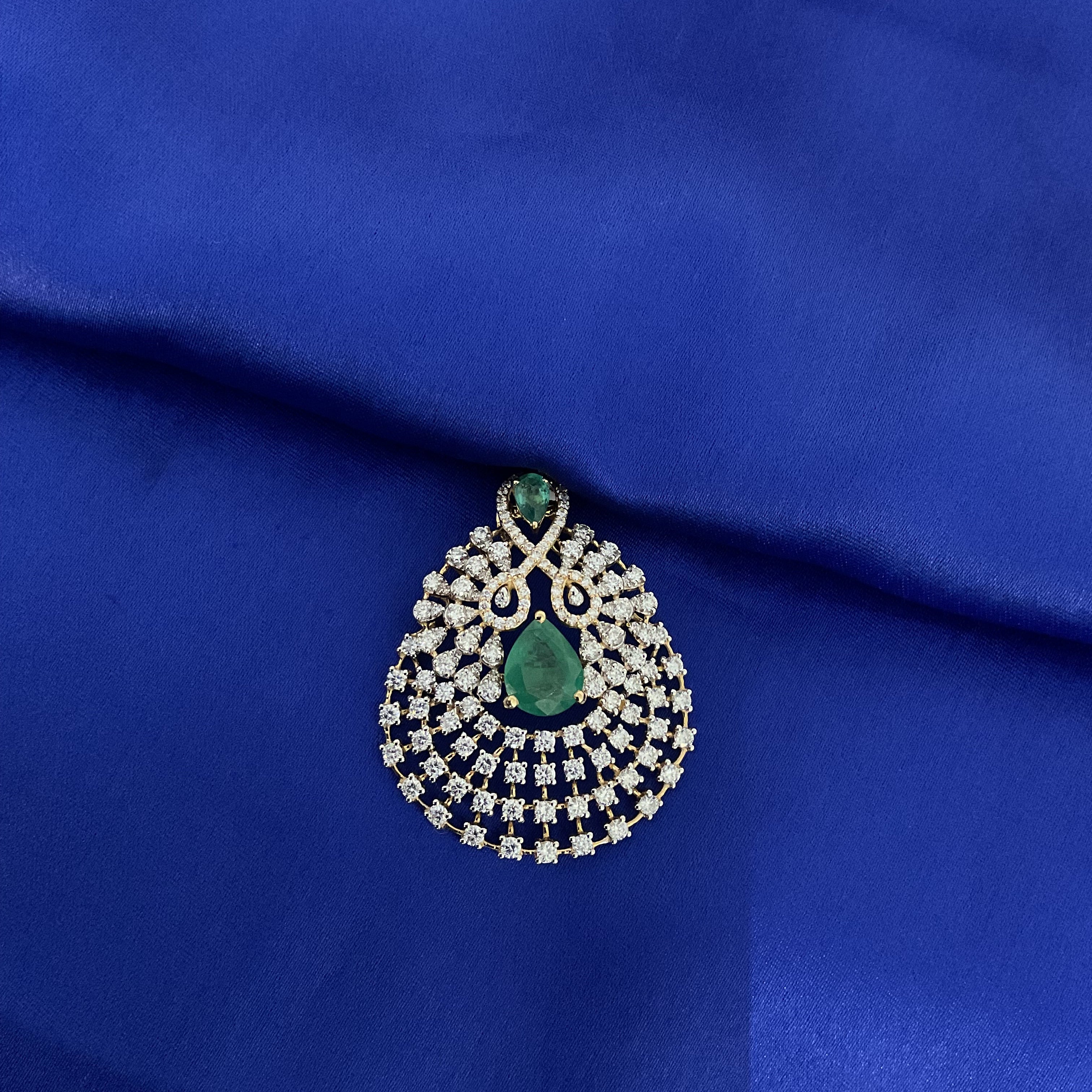 Royal Envy Pendant