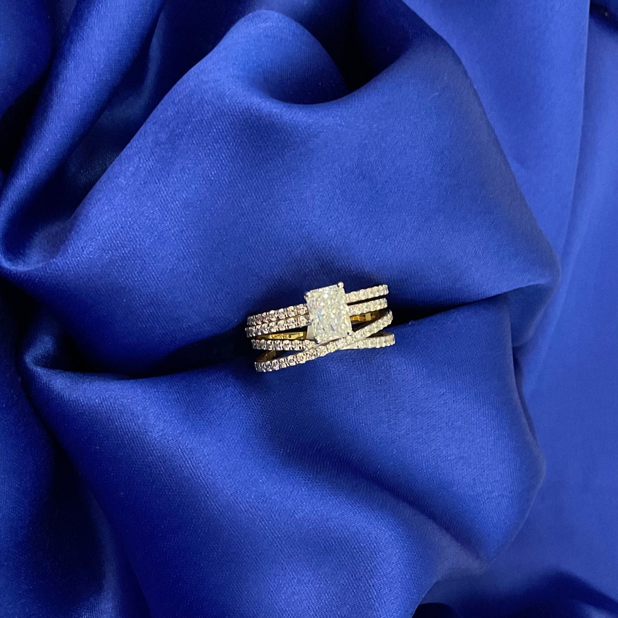 Strack Rings with Solitaire: Size- 13.5