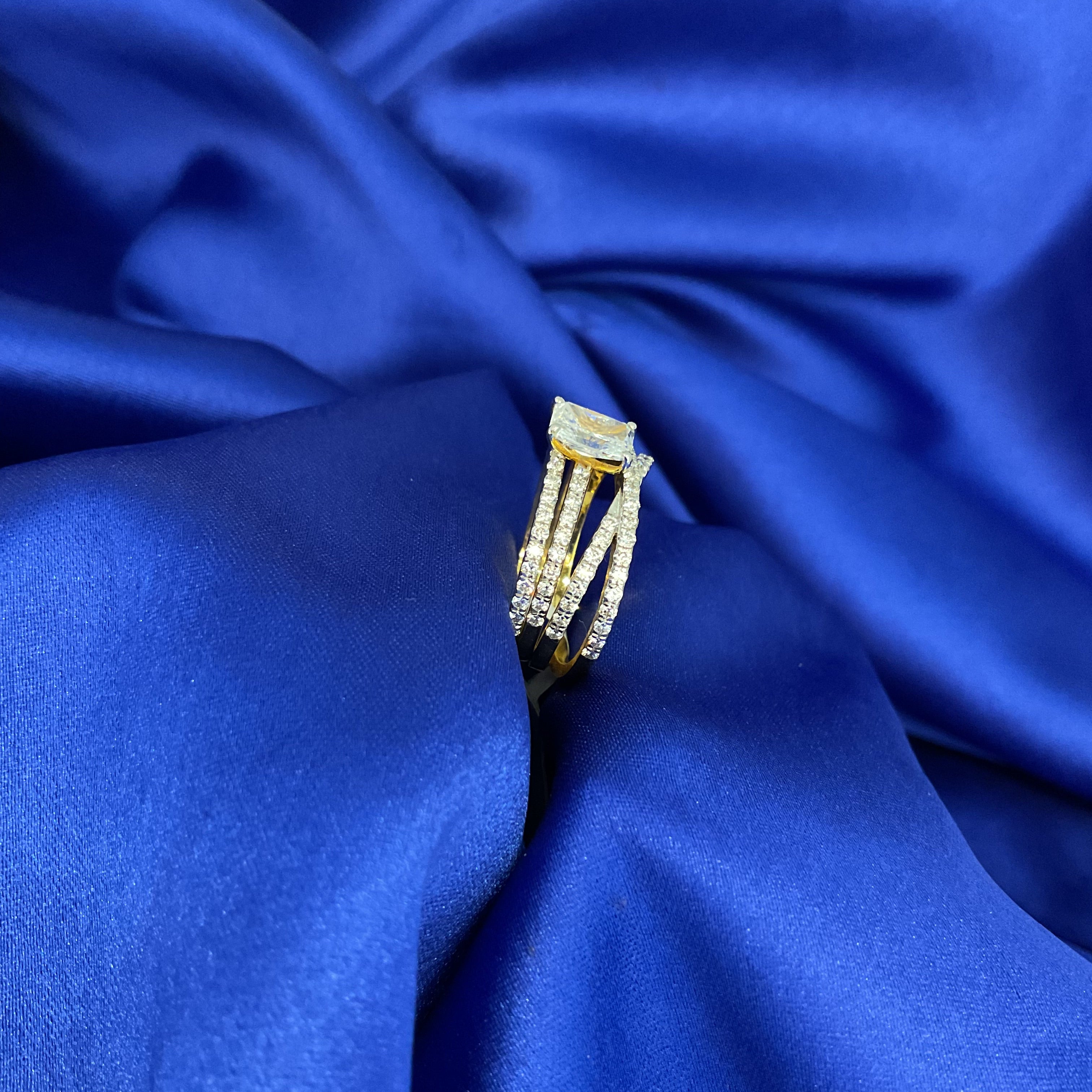 Strack Rings with Solitaire: Size- 13.5